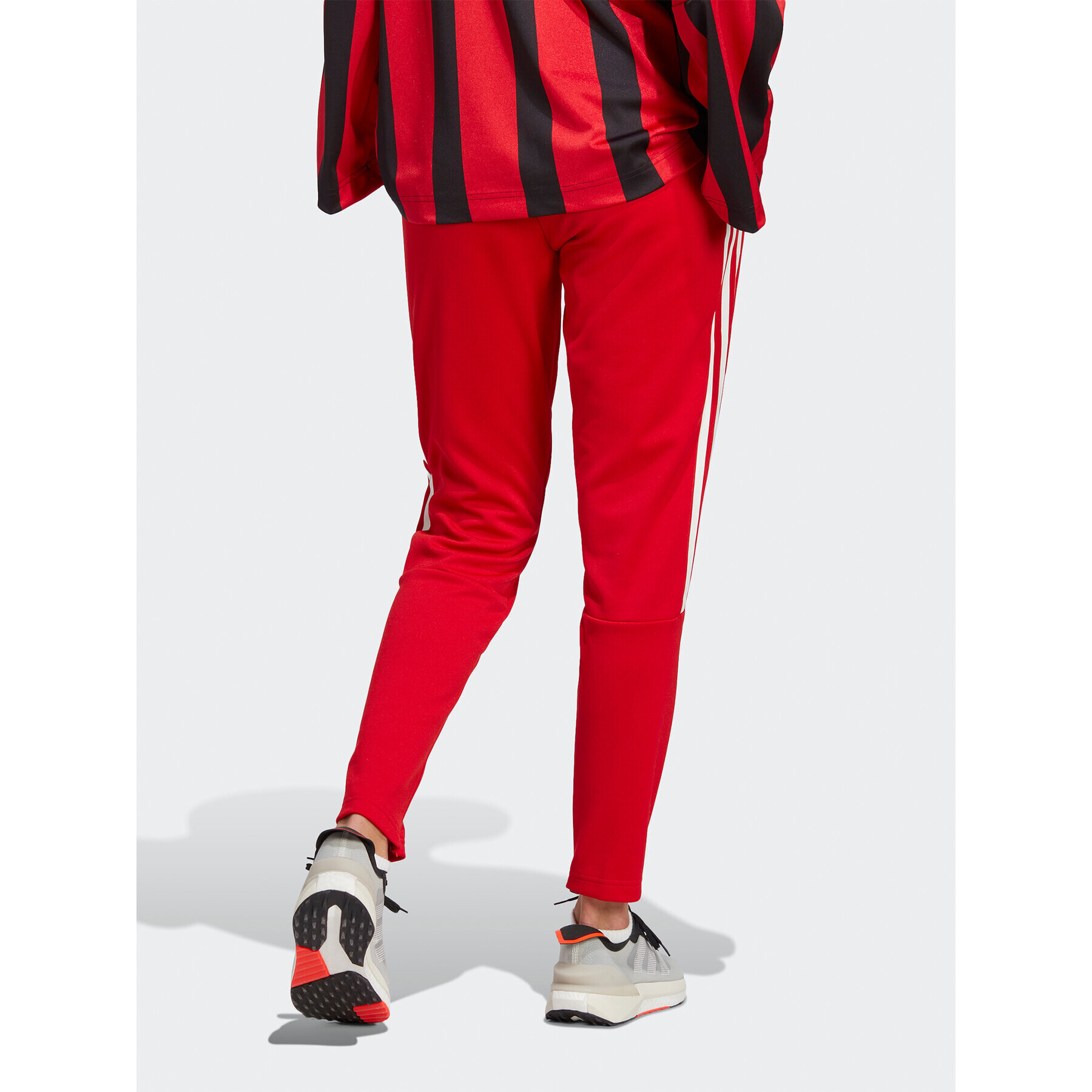 adidas Долнище анцуг Tiro Suit Up Lifestyle Track Pant IC6679 Червен Regular Fit - Pepit.bg