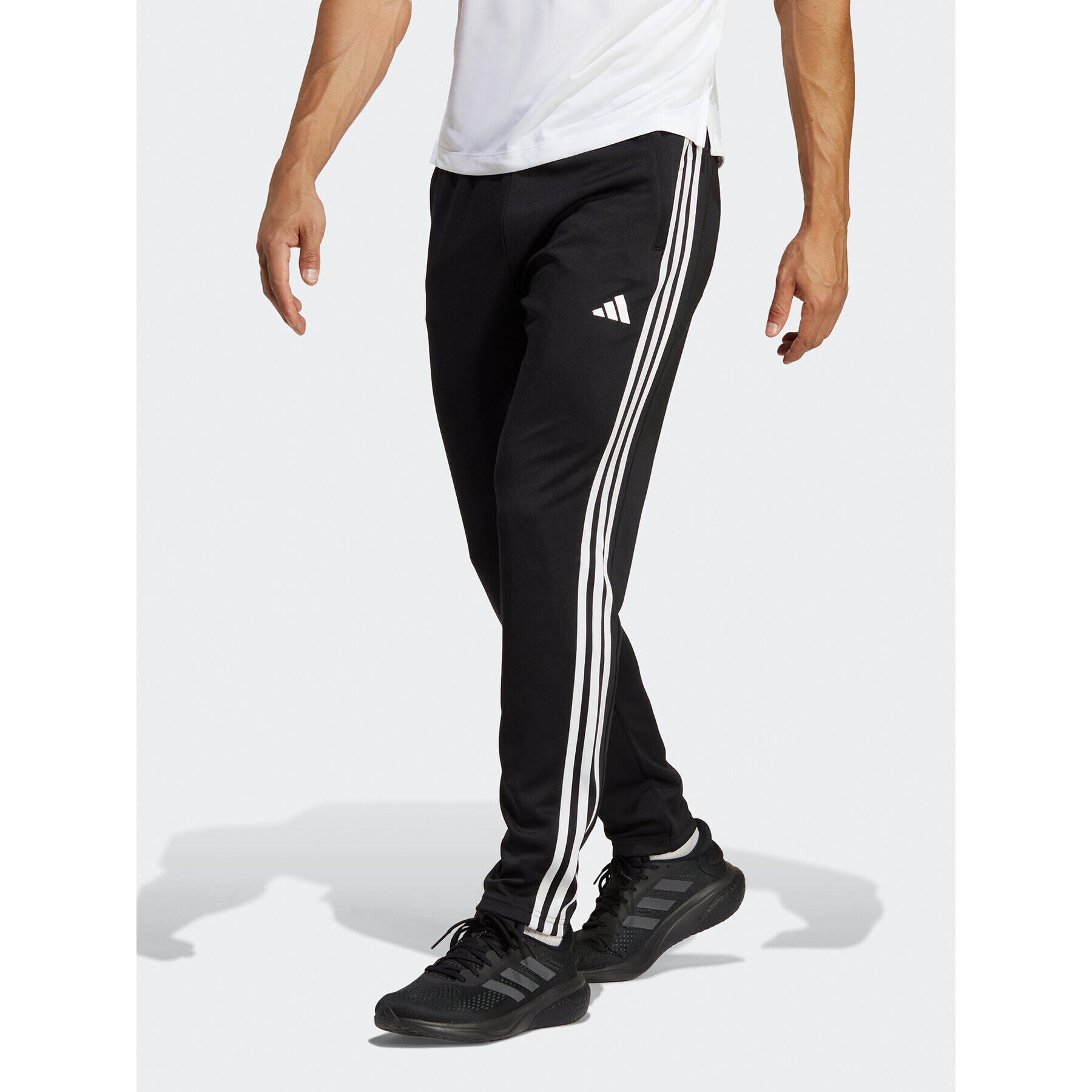 adidas Долнище анцуг Train Essentials 3-Stripes Training IB8168 Черен Regular Fit - Pepit.bg