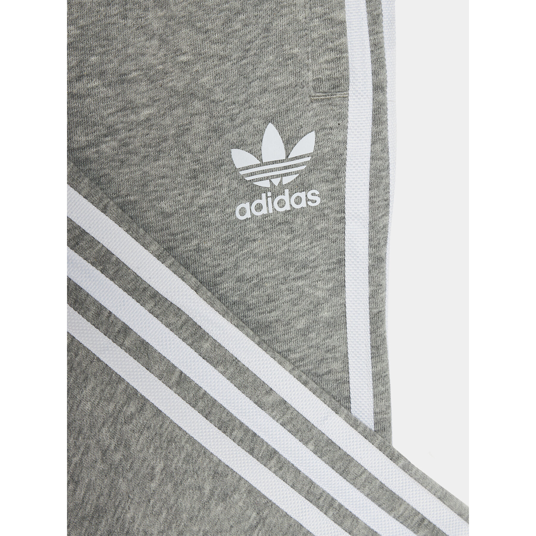 adidas Долнище анцуг Trefoil 3-Stripes GD2705 Сив Regular Fit - Pepit.bg