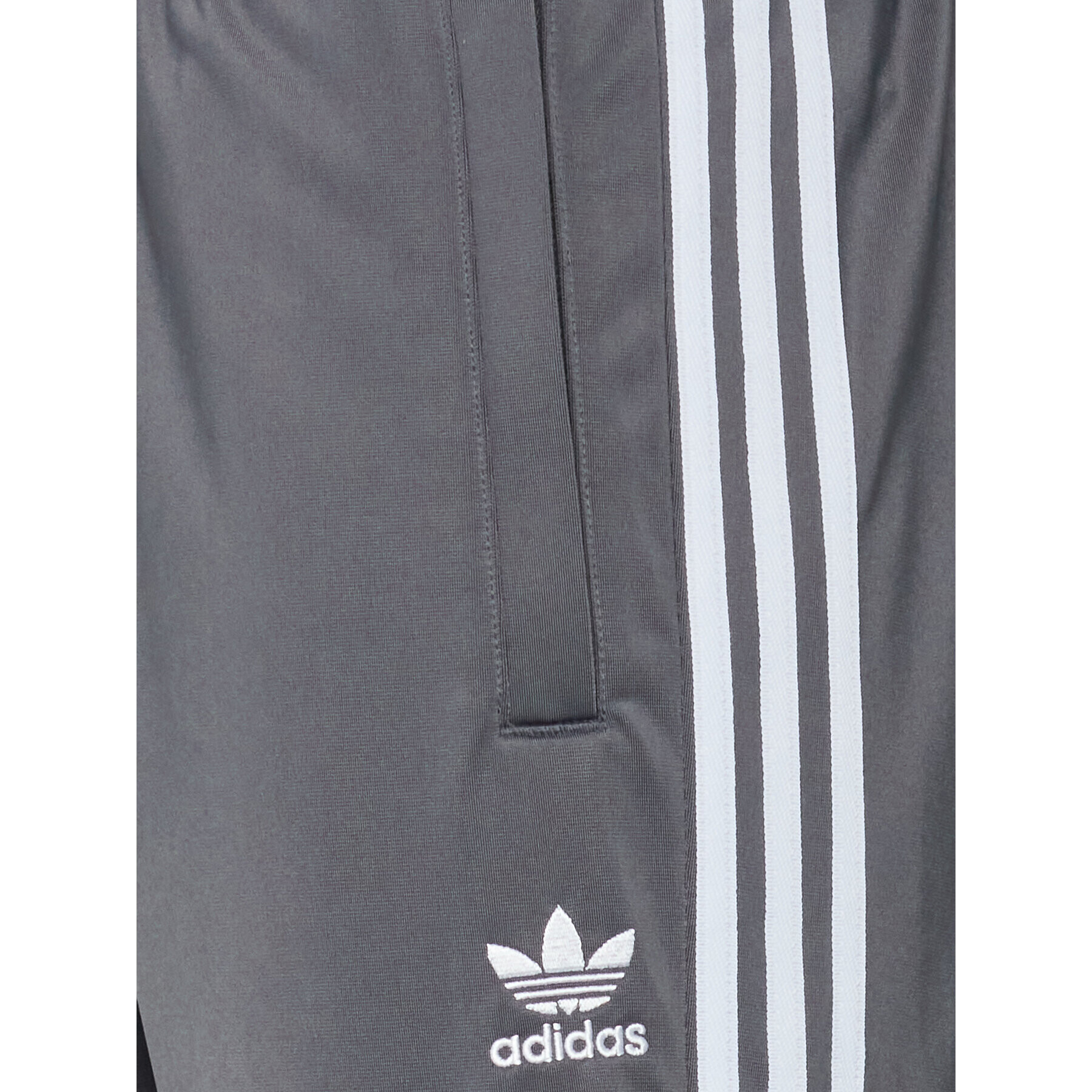 adidas Долнище анцуг Tricot Sst HI3006 Сив Regular Fit - Pepit.bg