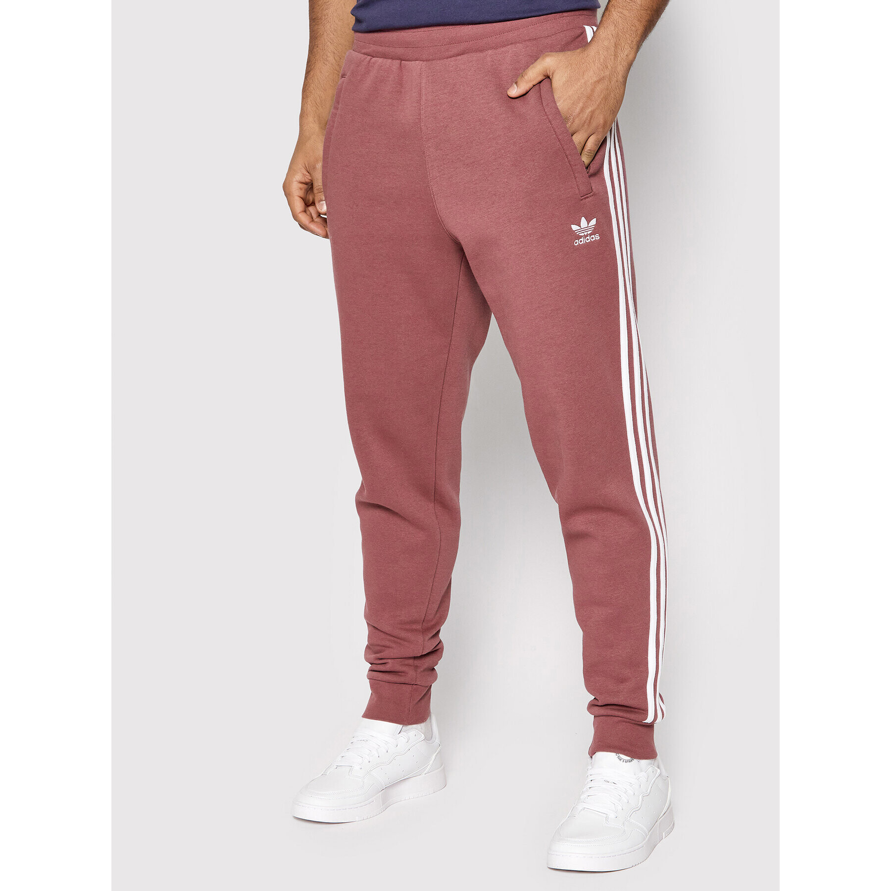 adidas Долнище анцуг adicolor Classics 3-Stripes HF2101 Бордо Slim Fit - Pepit.bg