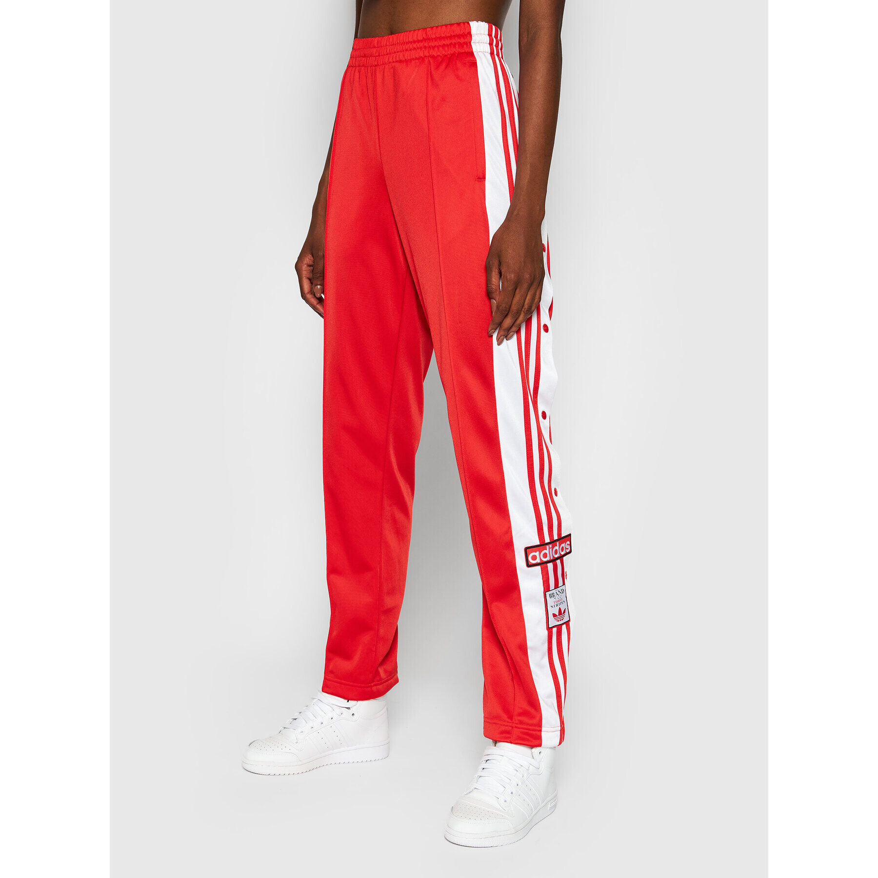 adidas Долнище анцуг adicolor Classics Adibreak H34672 Червен Regular Fit - Pepit.bg
