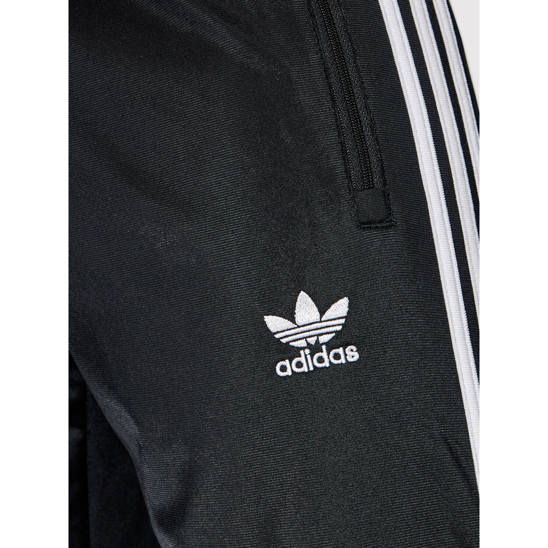 adidas Долнище анцуг adicolor Firebird Tp GN3517 Черен Regular Fit - Pepit.bg