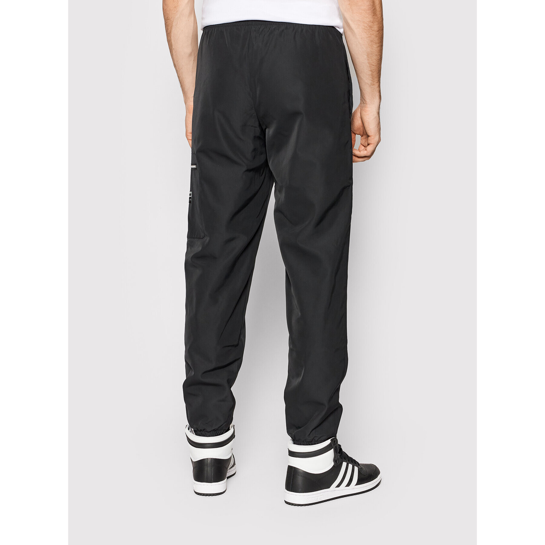 adidas Долнище анцуг Cargo H59875 Черен Regular Fit - Pepit.bg