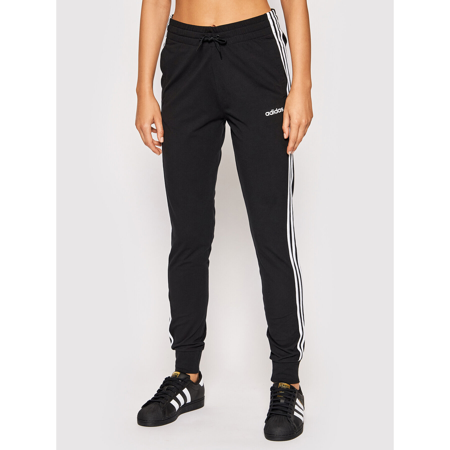 adidas Долнище анцуг Essentials 3-Stripes DP2377 Черен Slim Fit - Pepit.bg