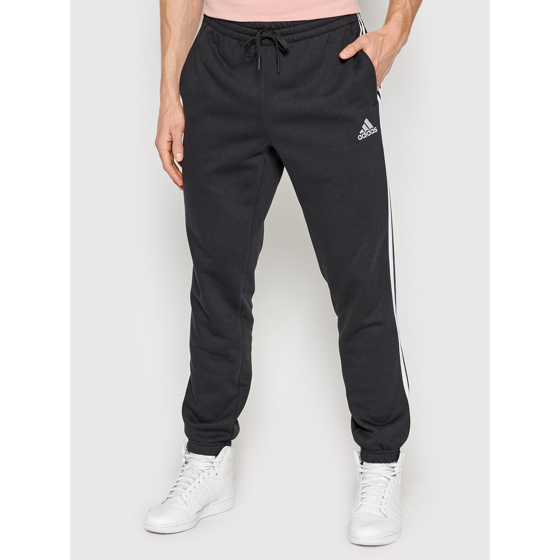 adidas Долнище анцуг Essentials GK8822 Черен Regular Fit - Pepit.bg