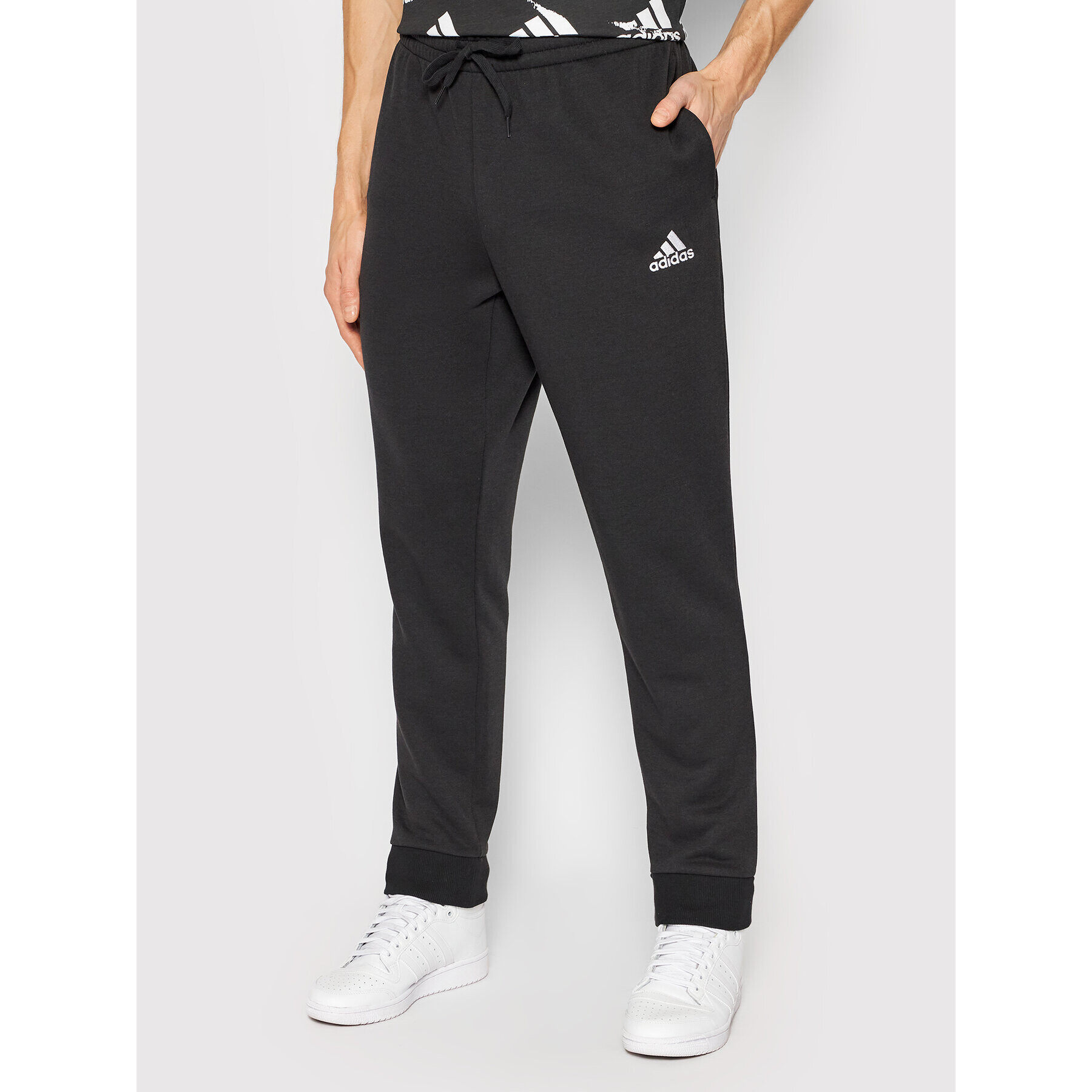 adidas Performance Долнище анцуг Essentials GK9265 Черен Regular Fit - Pepit.bg