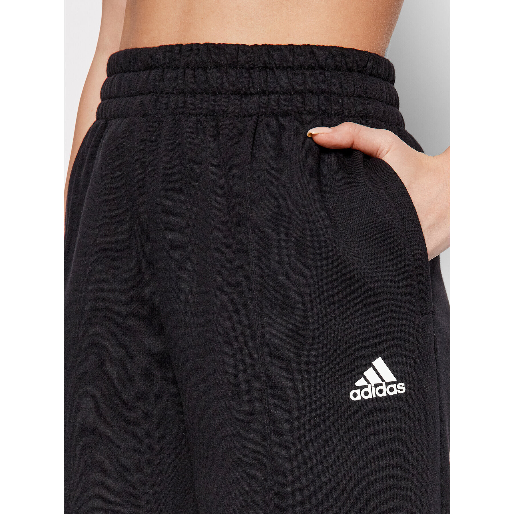 adidas Performance Долнище анцуг Essentials Studio Fleece HD676 Черен Relaxed Fit - Pepit.bg