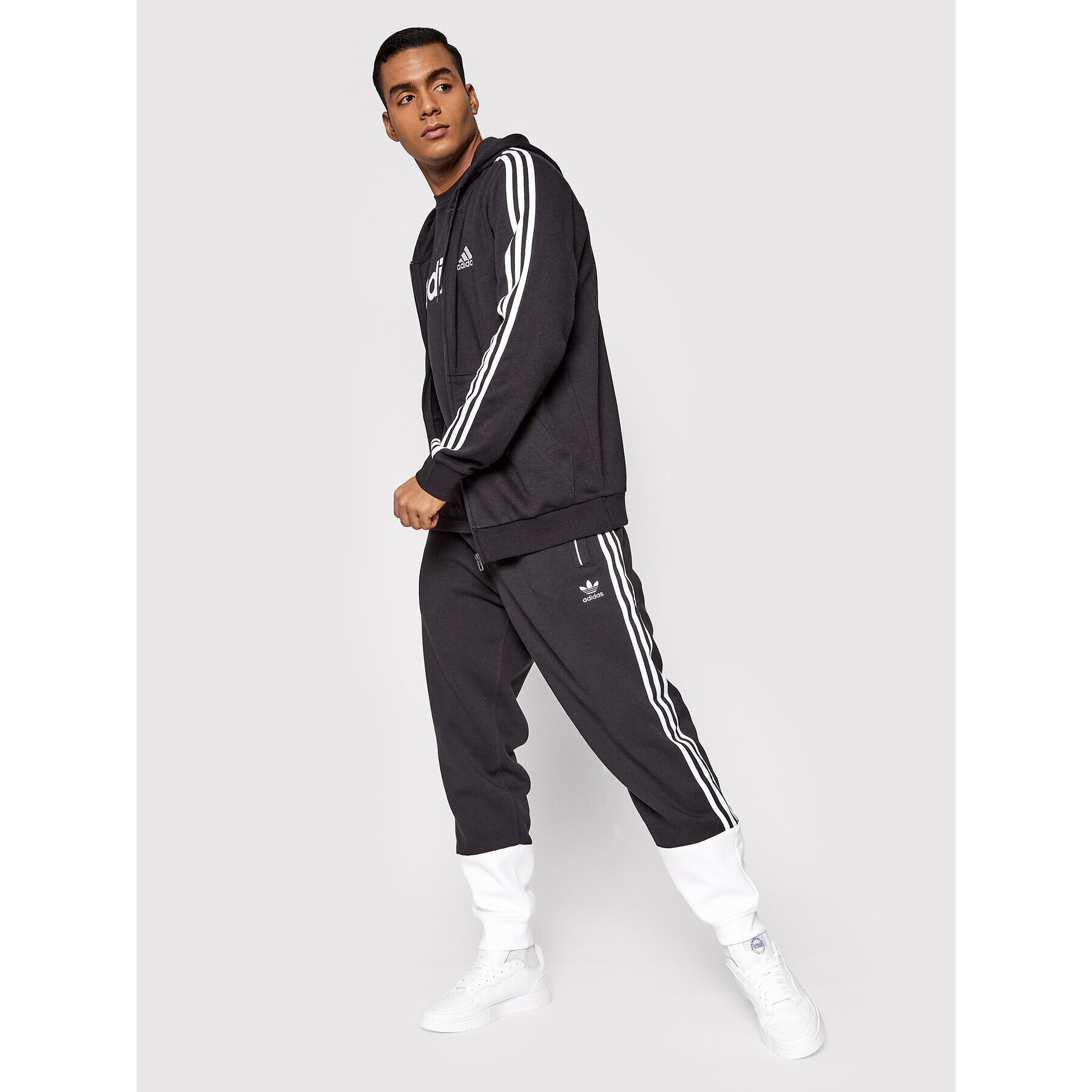 adidas Долнище анцуг SST Fleece HC2082 Черен Regular Fit - Pepit.bg