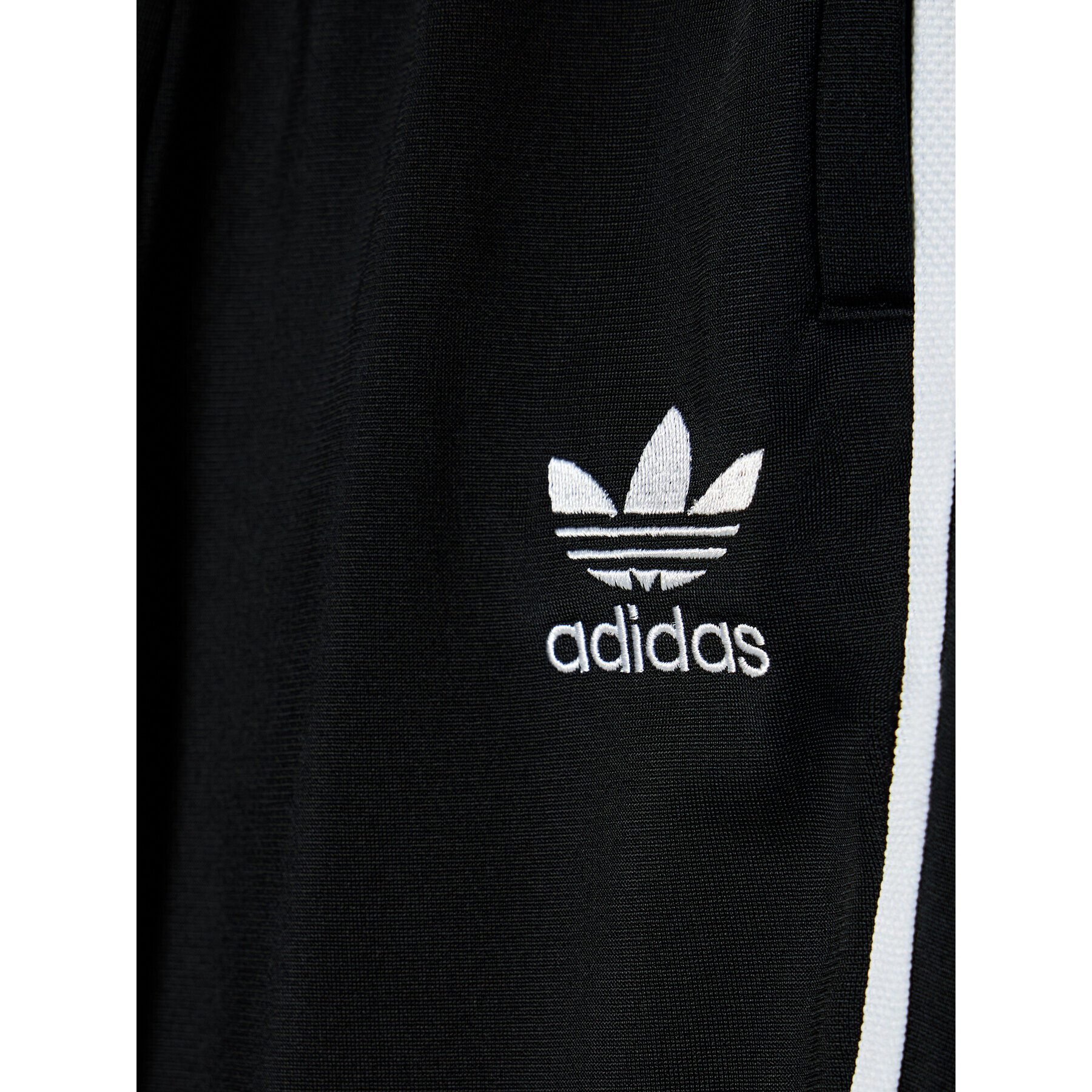 adidas Долнище анцуг Sst Track GN8453 Черен Regular Fit - Pepit.bg