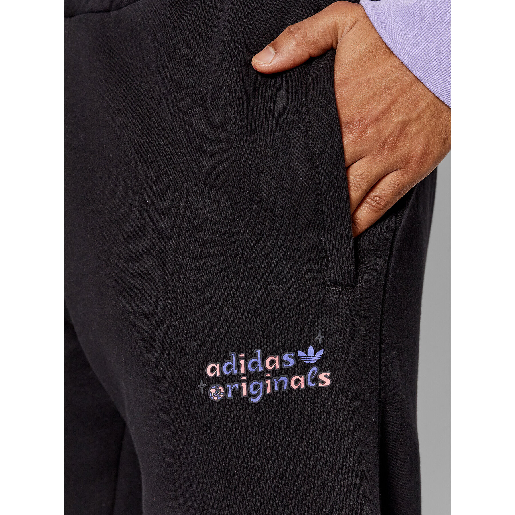 adidas Долнище анцуг Stoked Ali HC7146 Черен Relaxed Fit - Pepit.bg