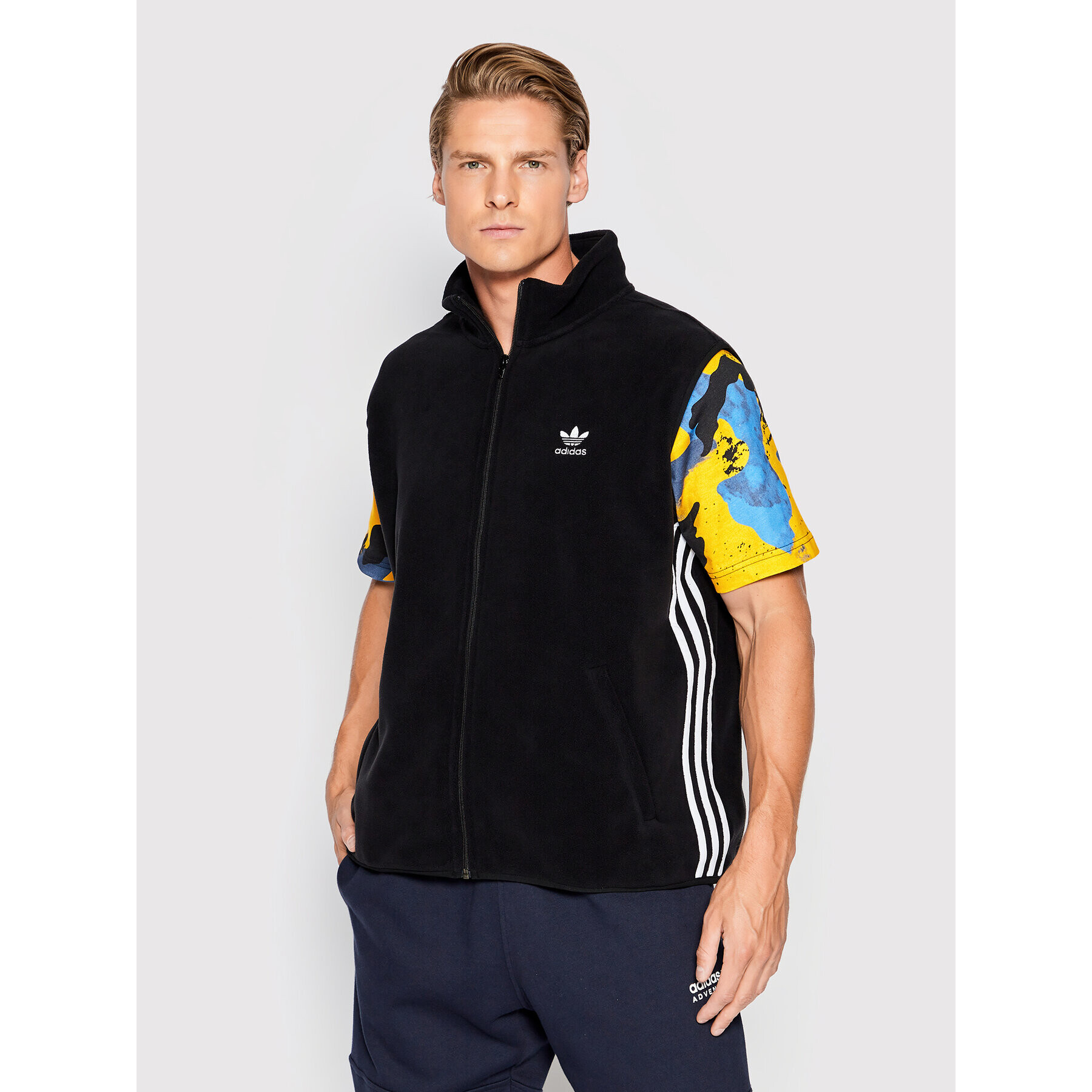 adidas Елек adicolor 3 Stripes HK7392 Черен Relaxed Fit - Pepit.bg
