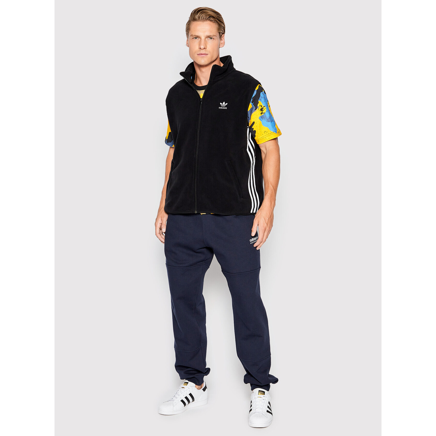 adidas Елек adicolor 3 Stripes HK7392 Черен Relaxed Fit - Pepit.bg