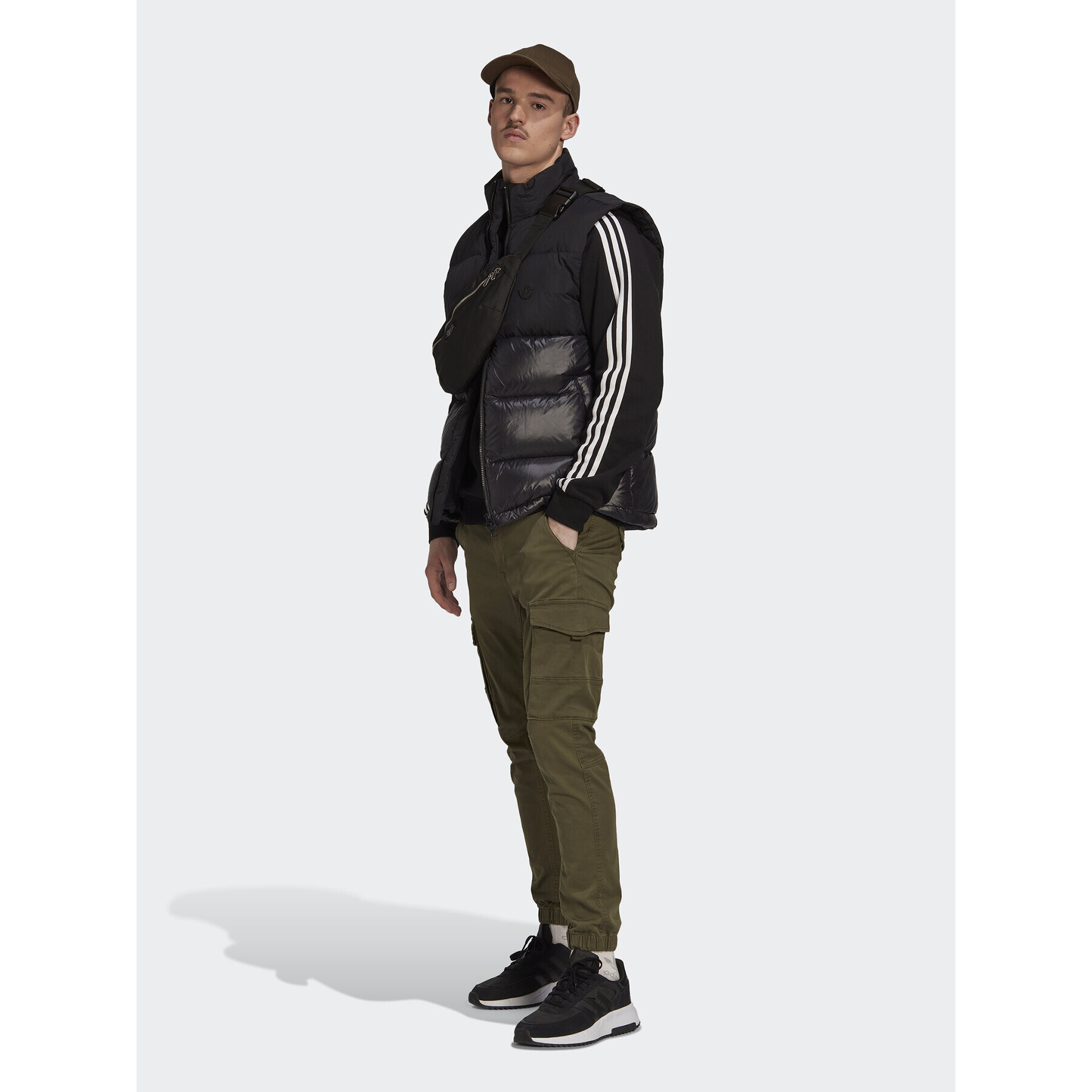 adidas Елек Down Regen Puffer Vest HL9185 Черен Regular Fit - Pepit.bg
