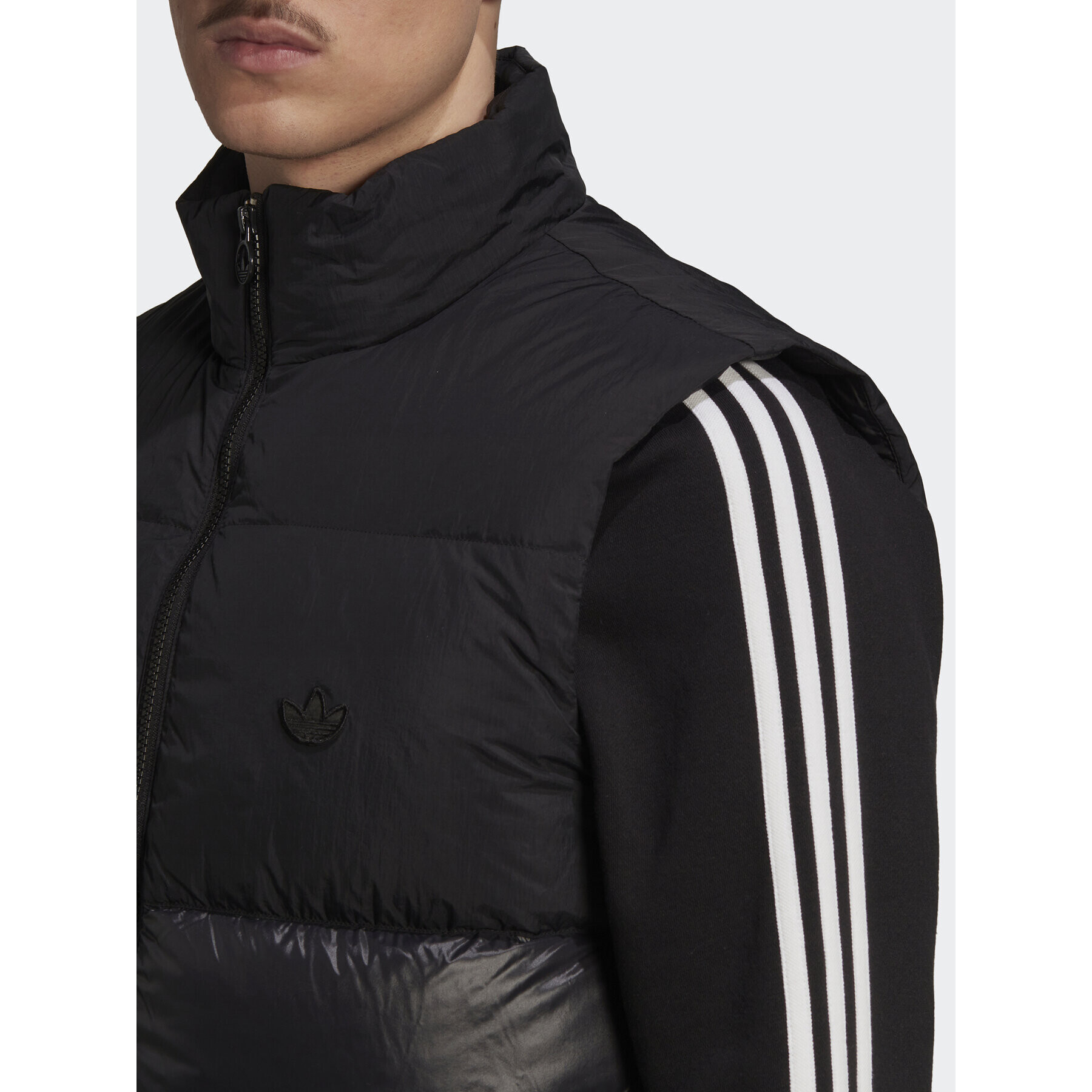 adidas Елек Down Regen Puffer Vest HL9185 Черен Regular Fit - Pepit.bg