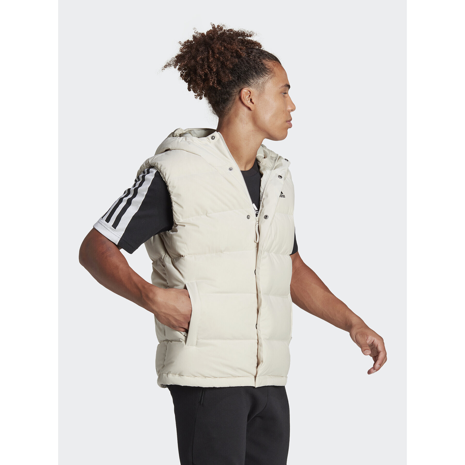 adidas Елек Helionic HE1462 Бежов Regular Fit - Pepit.bg