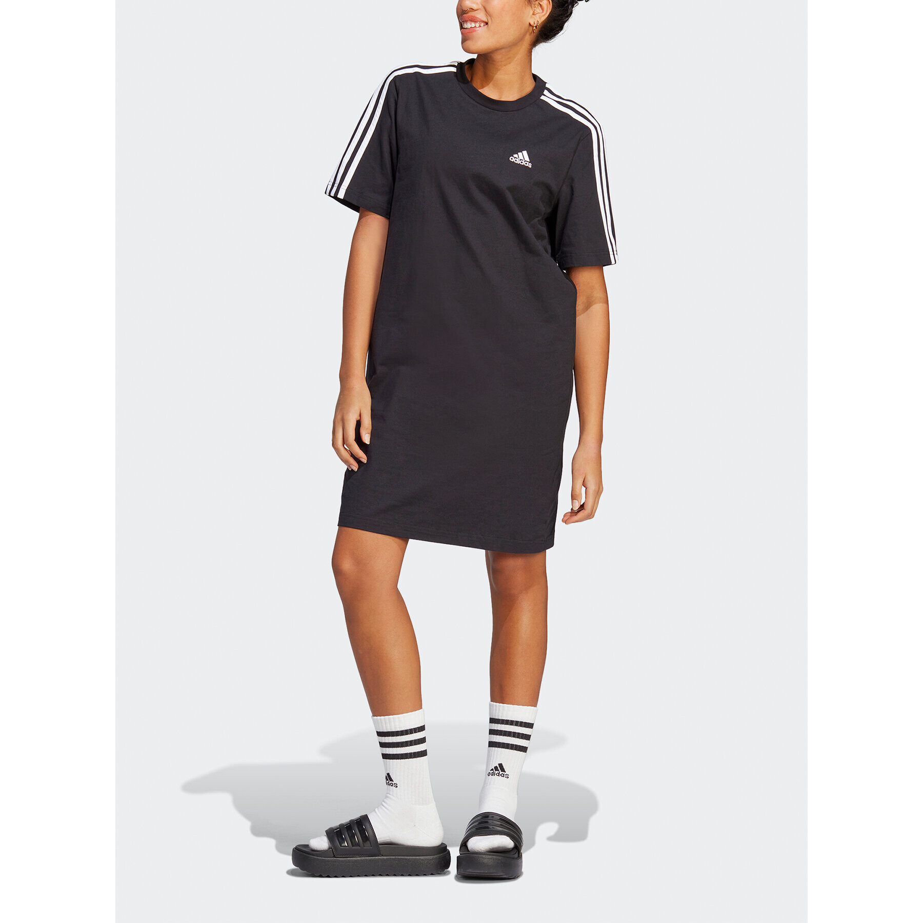 adidas Ежедневна рокля Essentials 3-Stripes Single Jersey Boyfriend Tee Dress HR4923 Черен Loose Fit - Pepit.bg