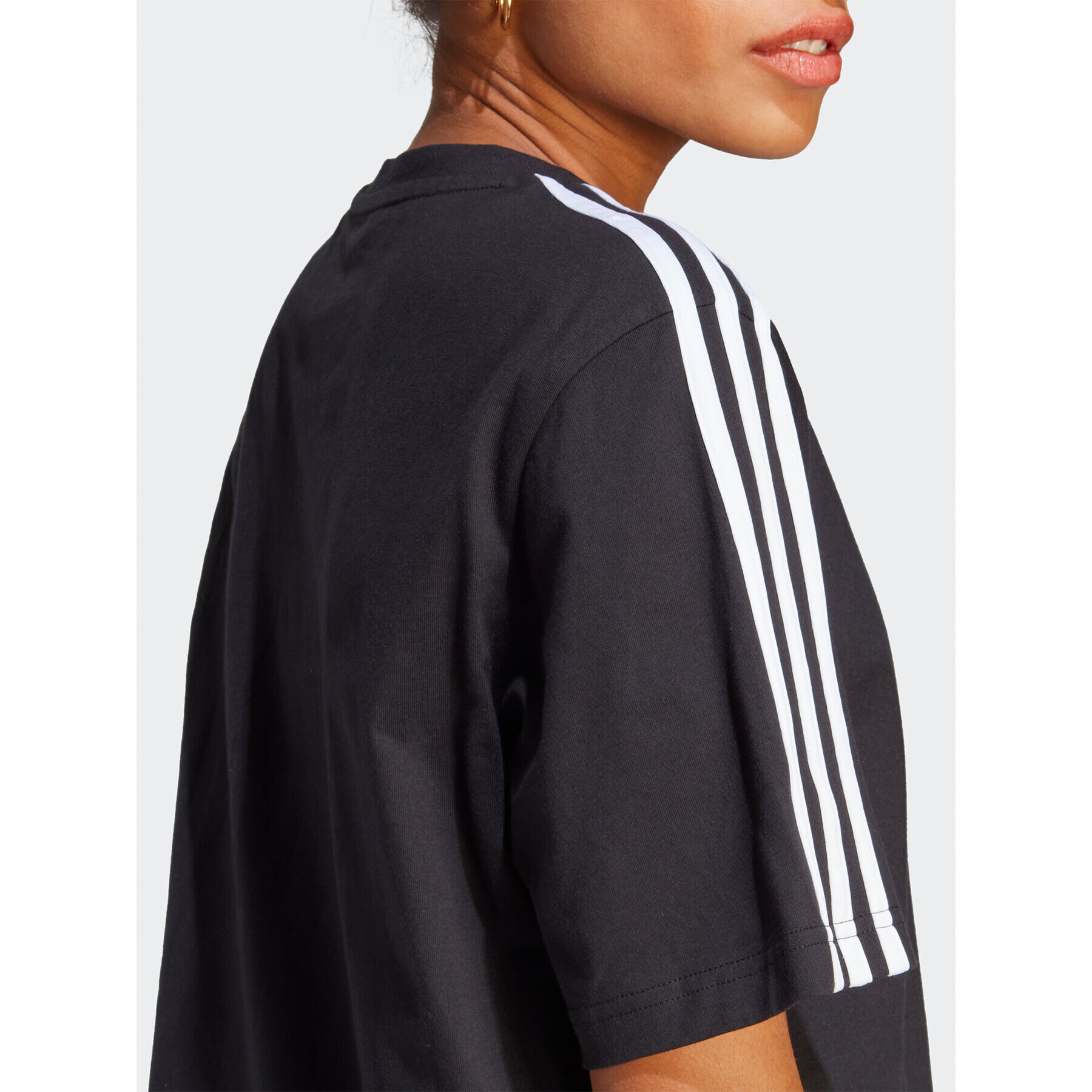 adidas Ежедневна рокля Essentials 3-Stripes Single Jersey Boyfriend Tee Dress HR4923 Черен Loose Fit - Pepit.bg