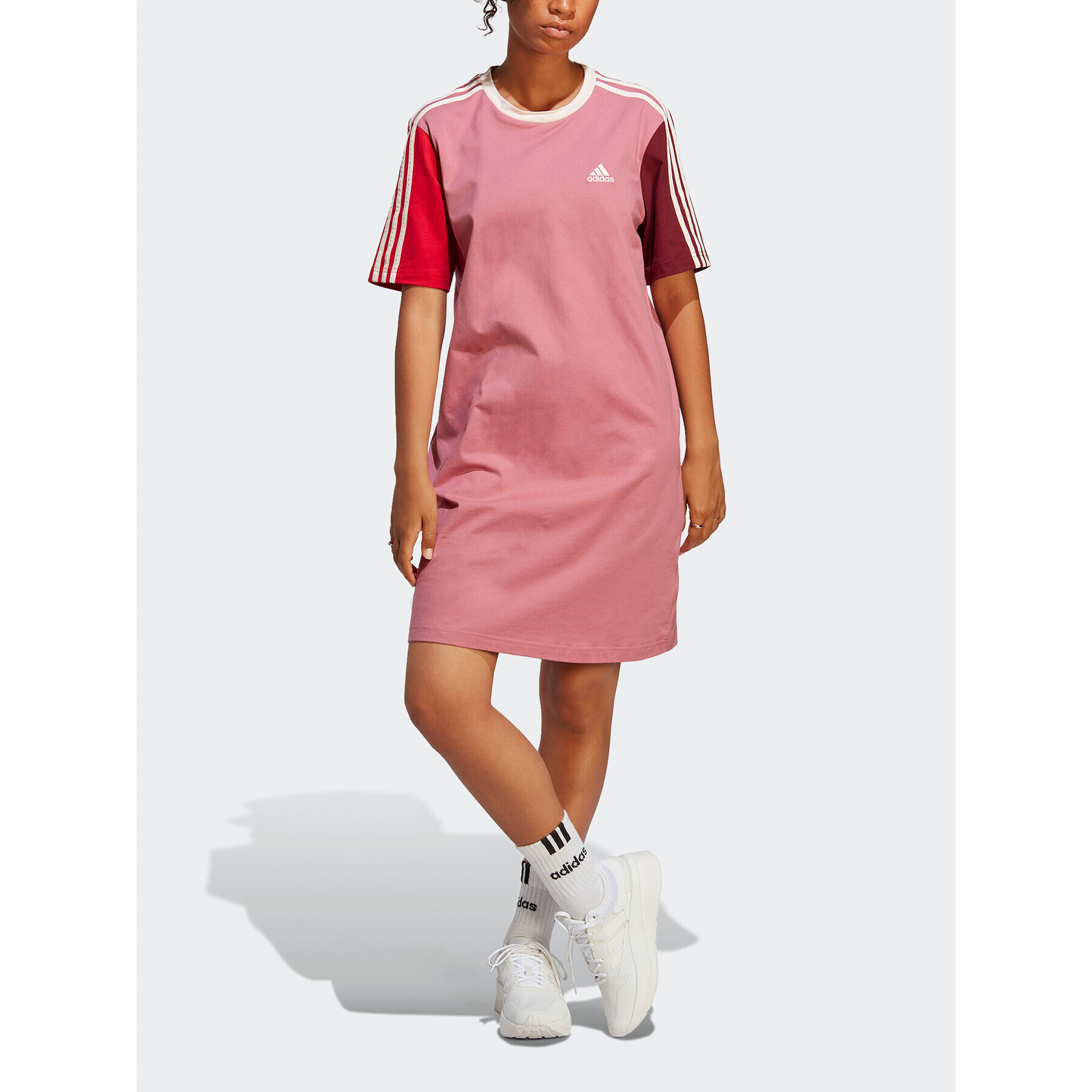 adidas Ежедневна рокля Essentials 3-Stripes Single Jersey Boyfriend Tee Dress IC1461 Розов Loose Fit - Pepit.bg