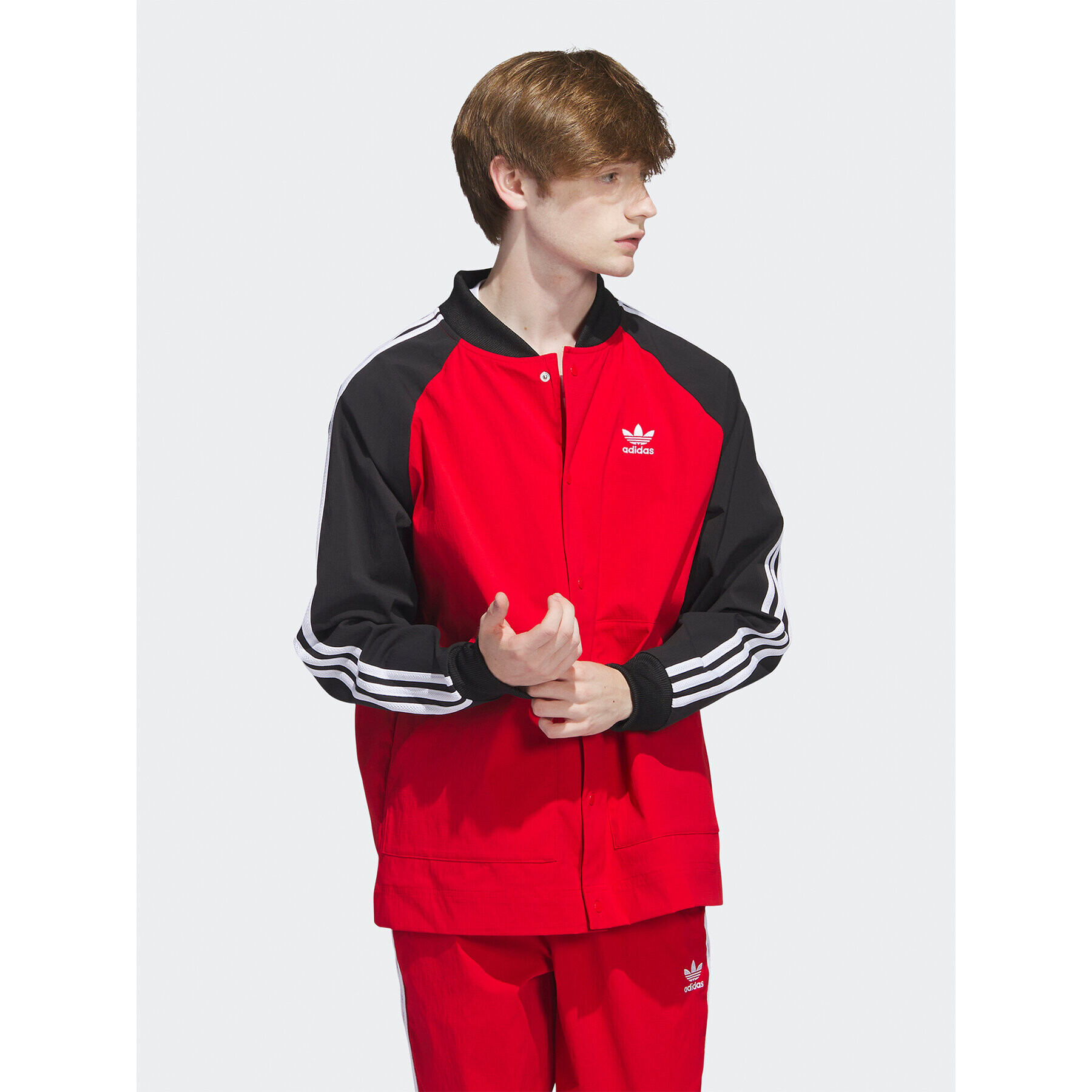 adidas Яке бомбър IC5542 Червен Regular Fit - Pepit.bg