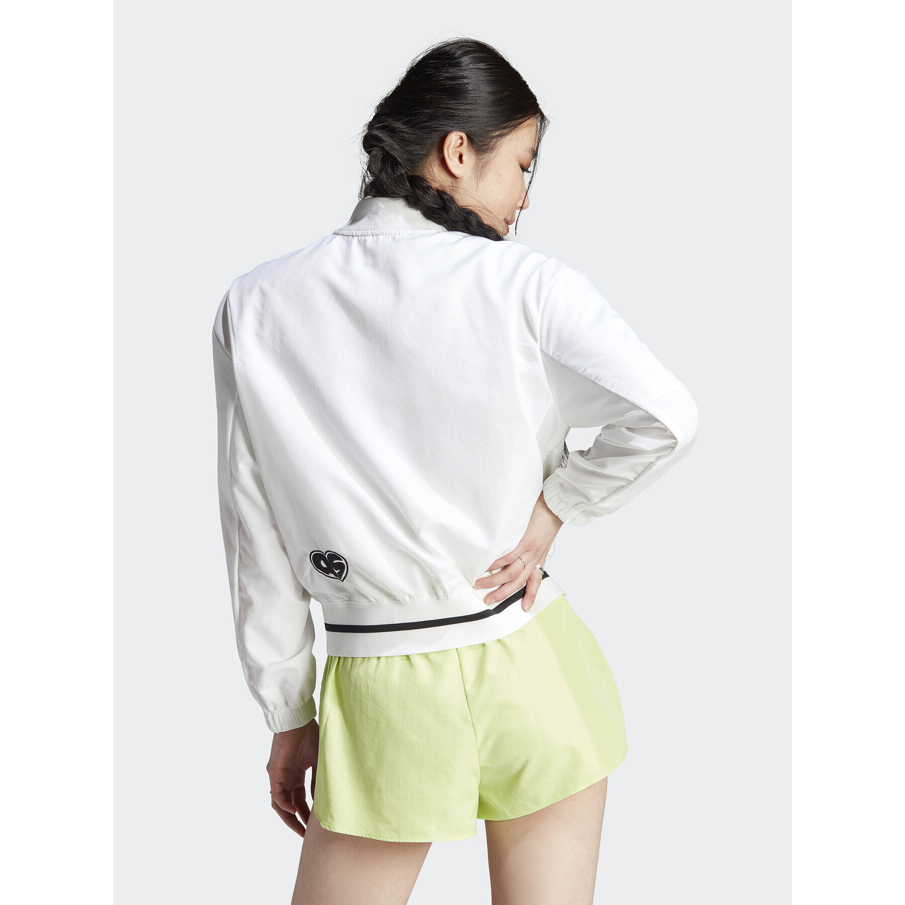 adidas Яке бомбър Scribble IA3137 Бял Loose Fit - Pepit.bg
