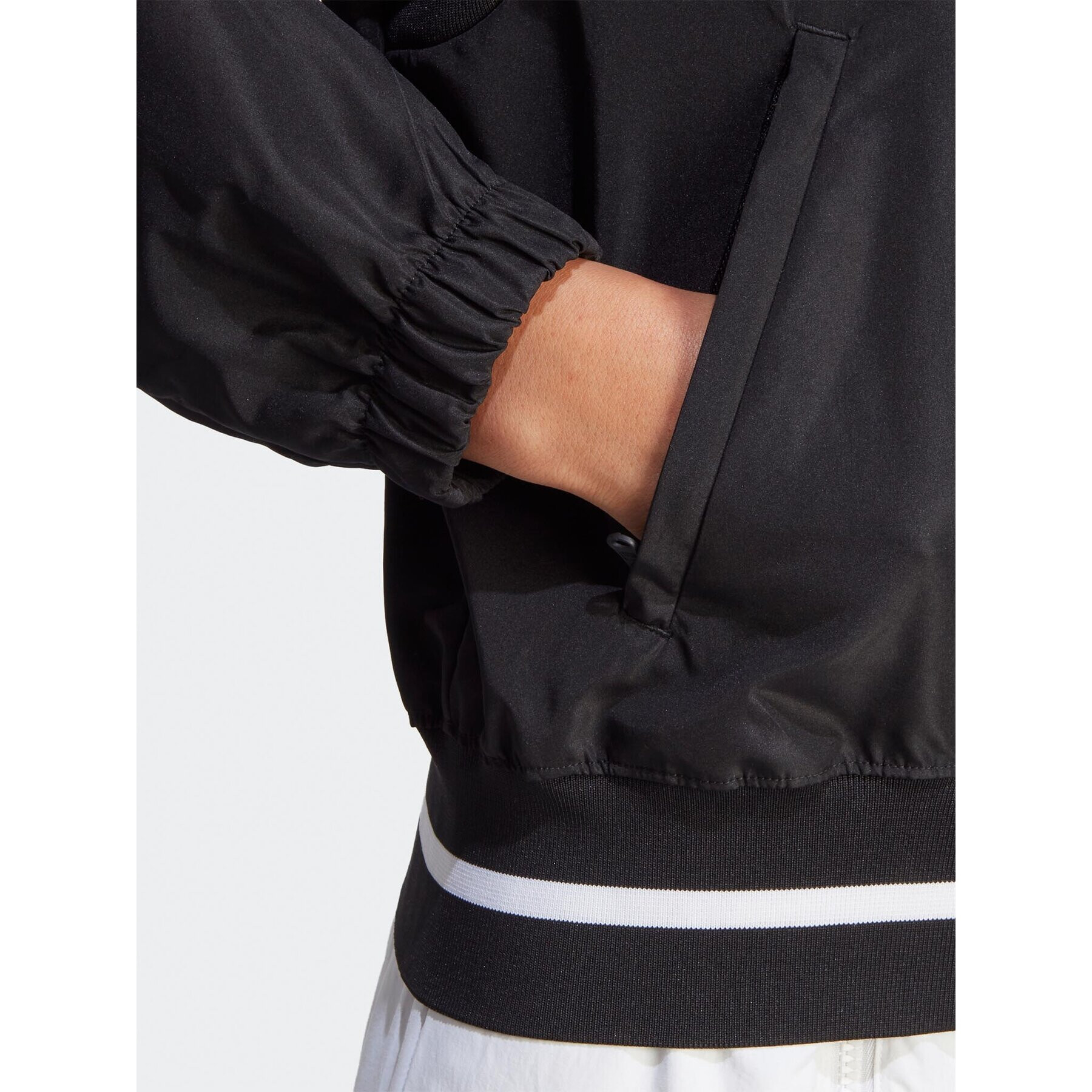 adidas Яке бомбър Scribble IJ8752 Черен Loose Fit - Pepit.bg
