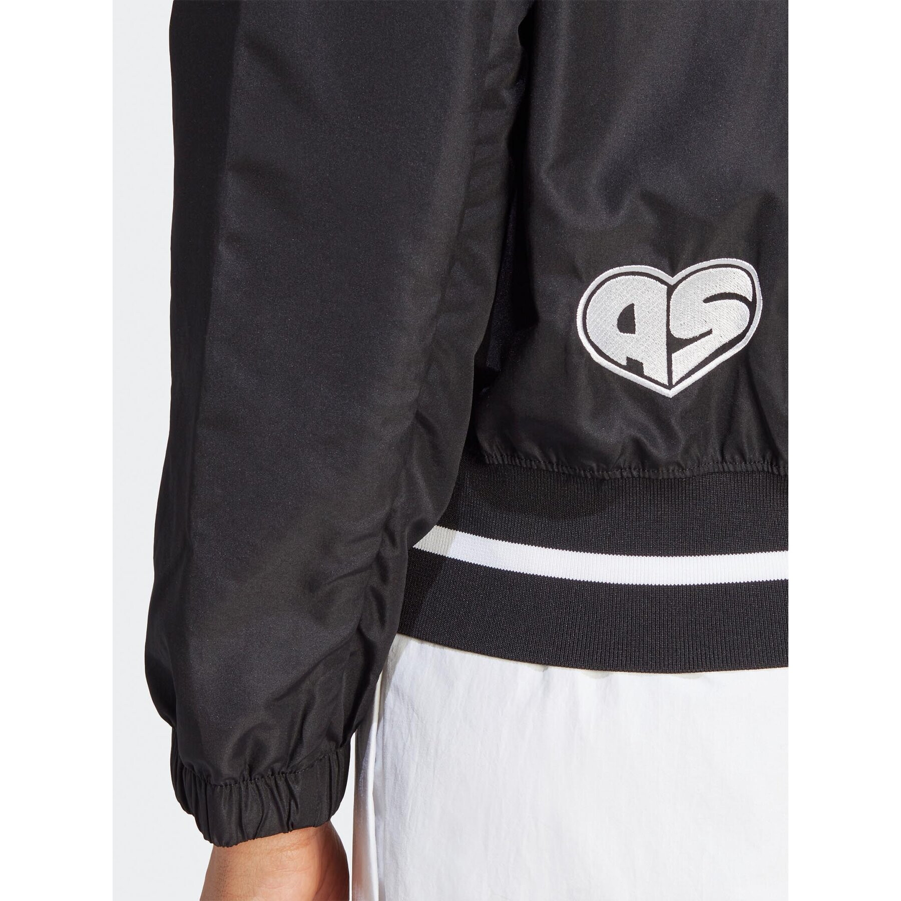 adidas Яке бомбър Scribble IJ8752 Черен Loose Fit - Pepit.bg