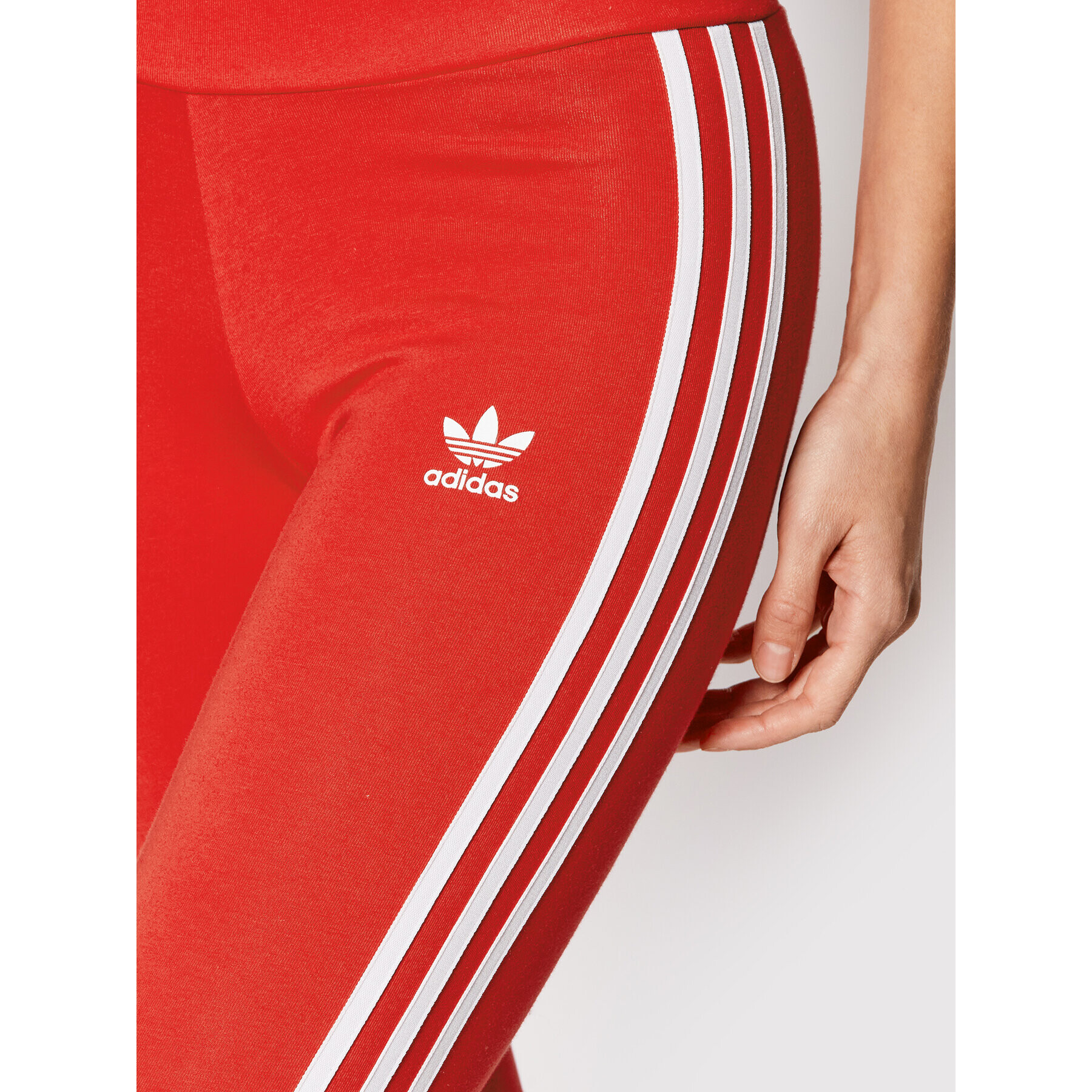 adidas Клин adicolor Classics 3-Stripes HD2348 Червен Tight Fit - Pepit.bg