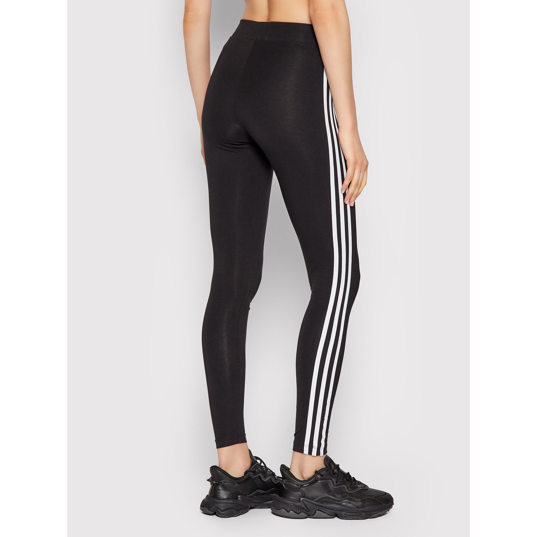 adidas Клин adicolor Classics 3-Stripes HD2350 Черен Tight Fit - Pepit.bg
