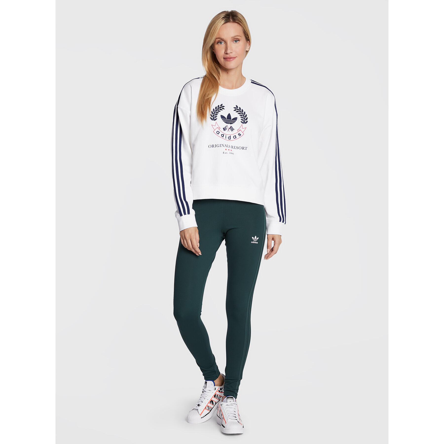 adidas Клин adicolor Tight HN5904 Зелен Slim Fit - Pepit.bg