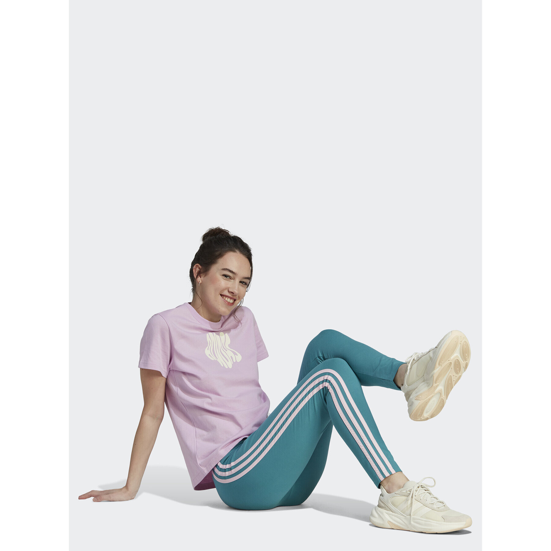 adidas Клин Essentials 3-Stripes High-Waisted Single Jersey Leggings IL3378 Електриков - Pepit.bg