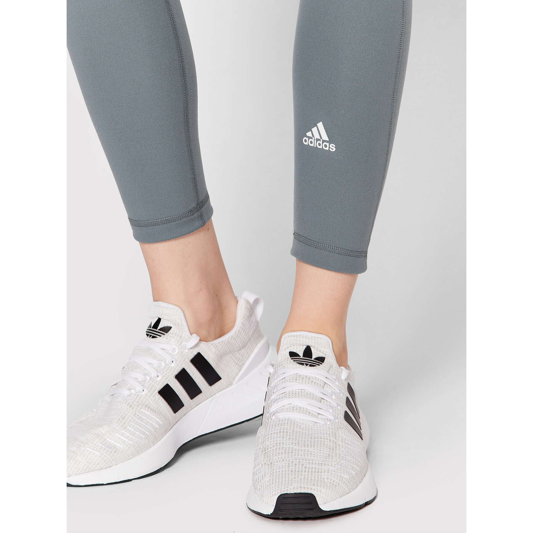 adidas Клин Essentials HD6795 Сив Slim Fit - Pepit.bg