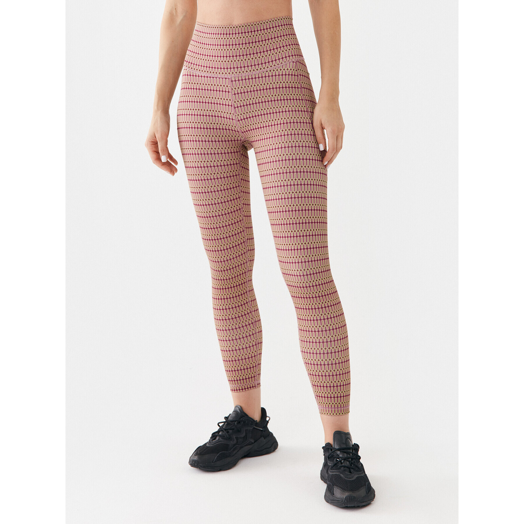 adidas Клин HY2803 Червен - Pepit.bg