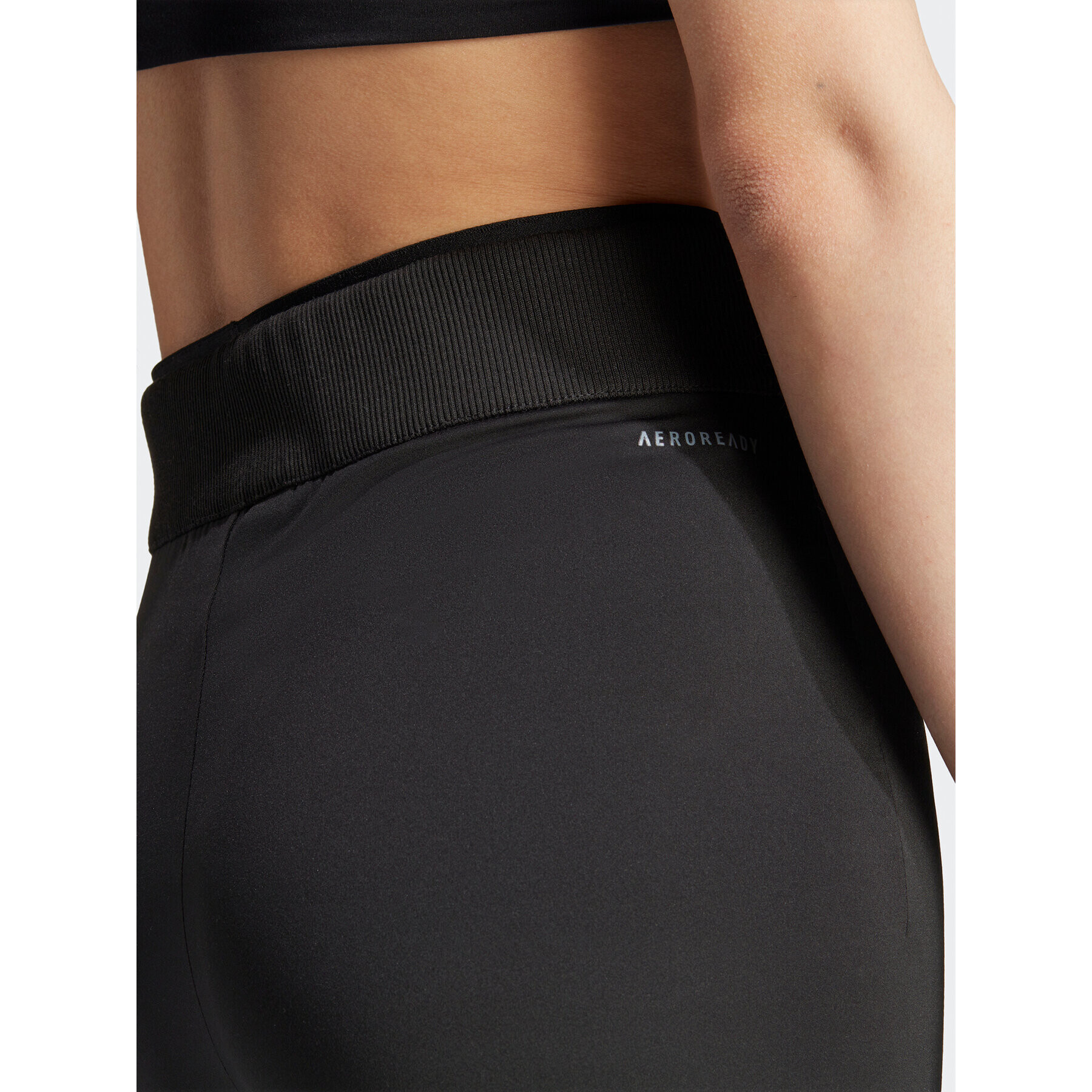 adidas Клин HZ2858 Черен Slim Fit - Pepit.bg