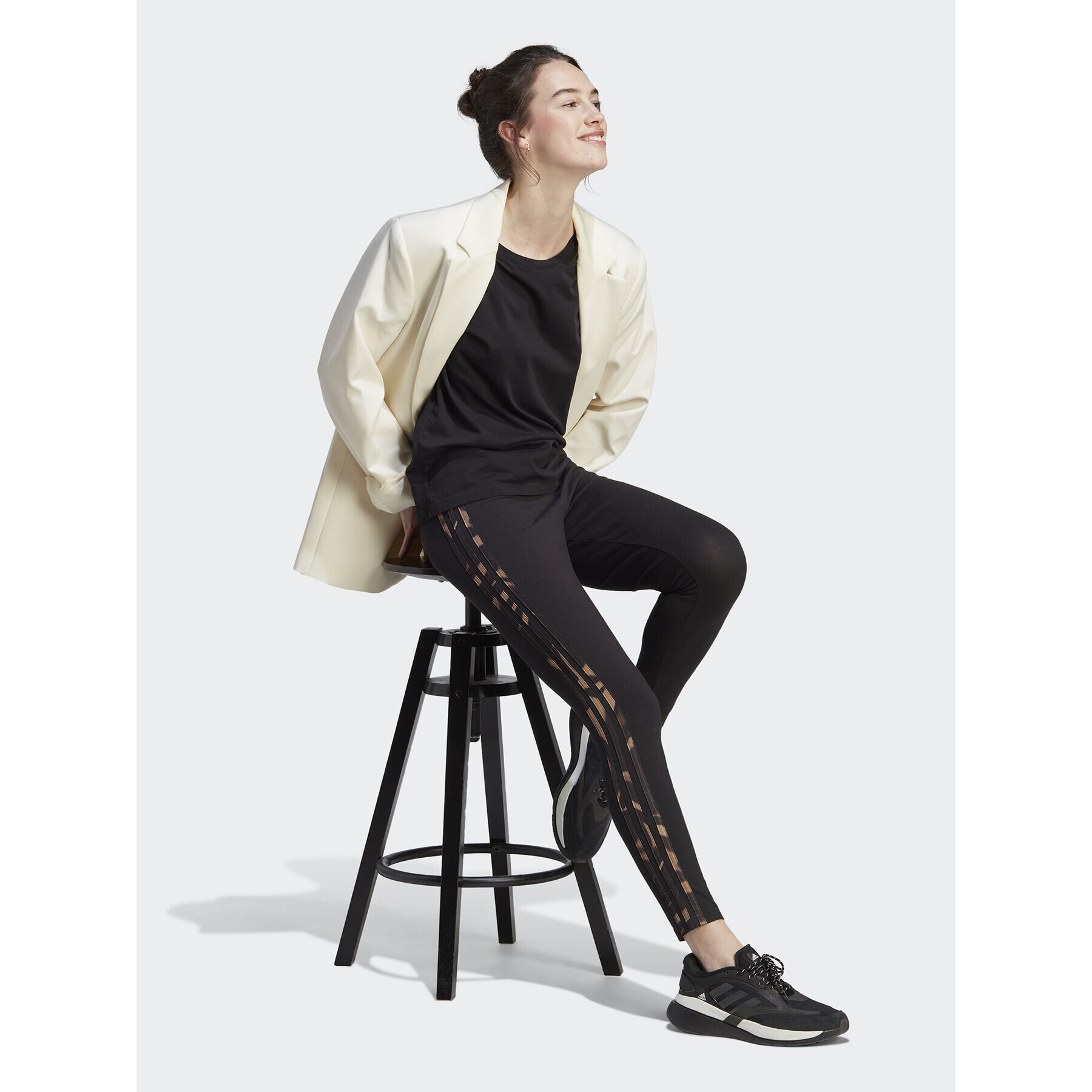 adidas Клин IL5866 Черен - Pepit.bg
