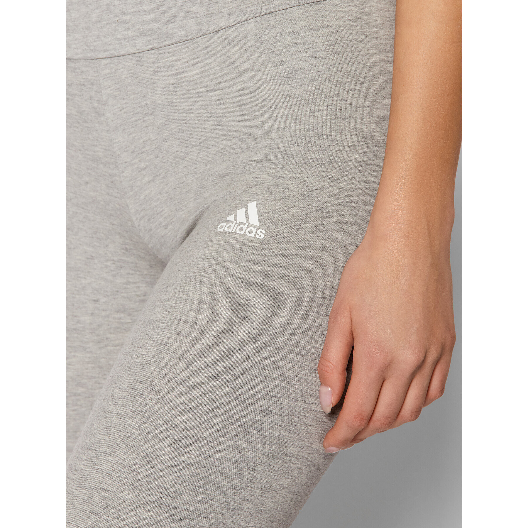 adidas Клин Loungewear Essentials Logo GL0638 Сив Slim Fit - Pepit.bg