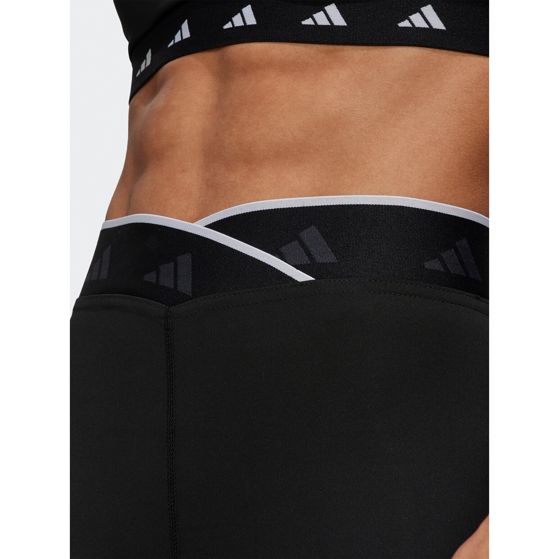 adidas Клин Techfit V-Shaped Elastic 7/8 Leggings HF6676 Черен - Pepit.bg