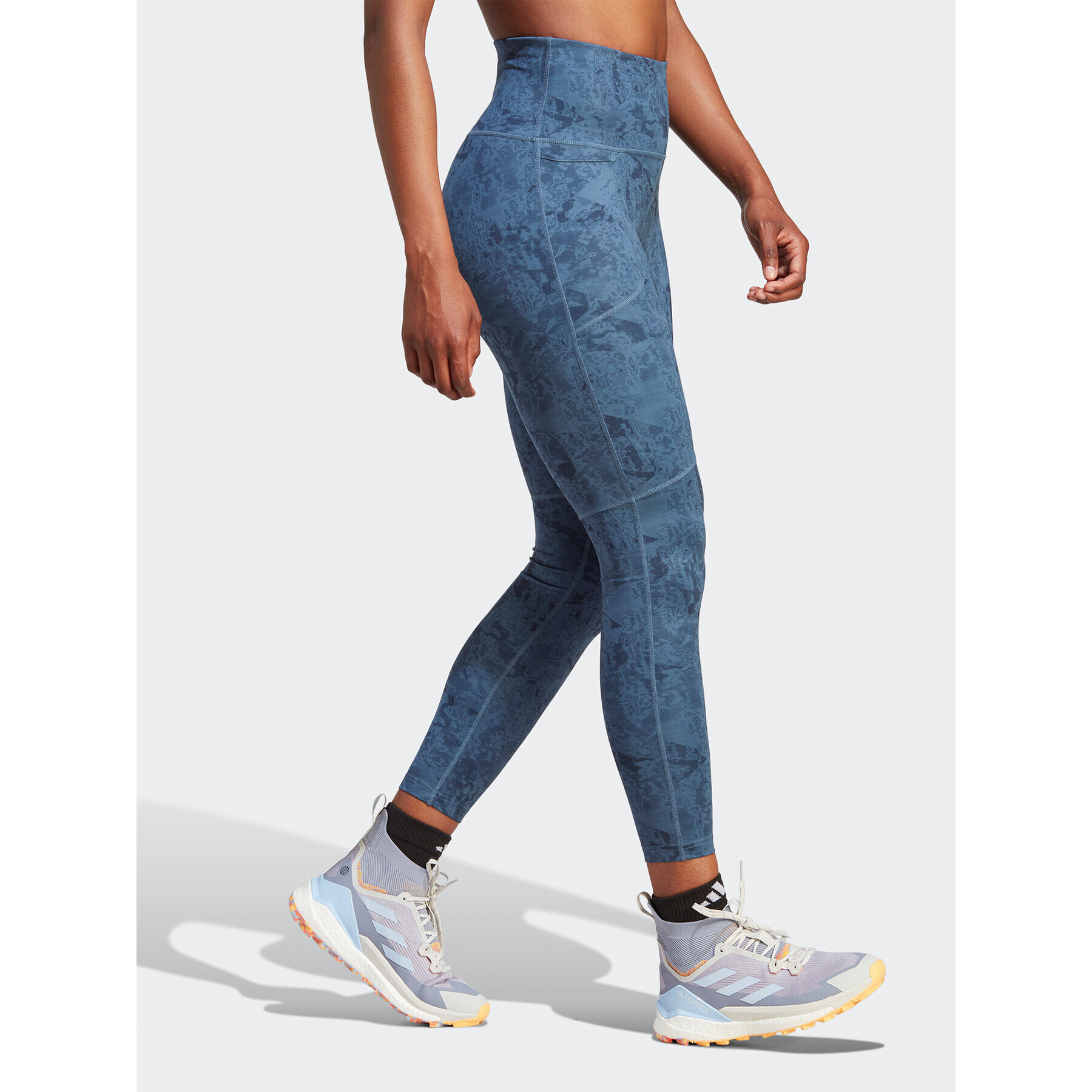 adidas Клин Terrex Multi Allover Print Leggings HM4010 Син - Pepit.bg