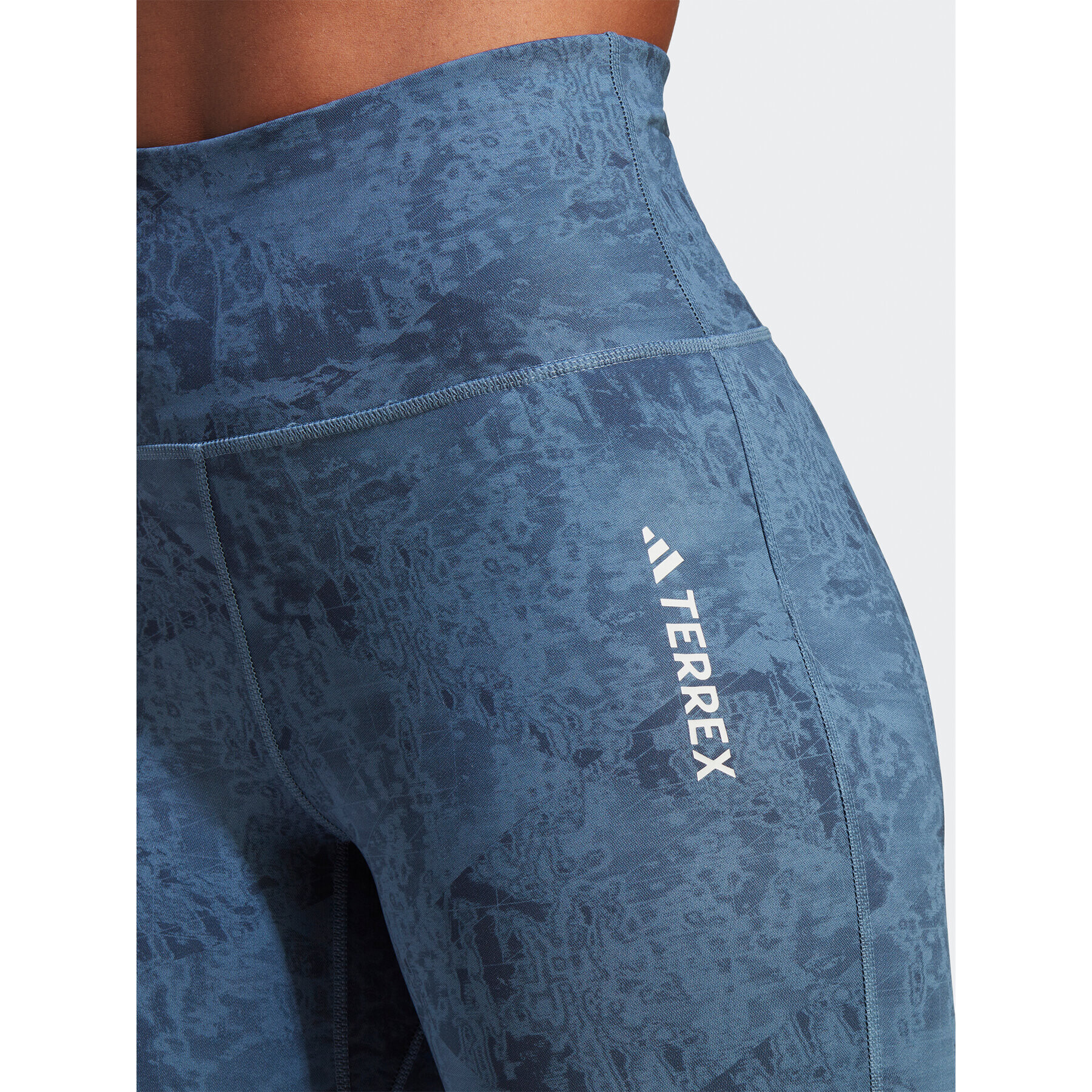 adidas Клин Terrex Multi Allover Print Leggings HM4010 Син - Pepit.bg