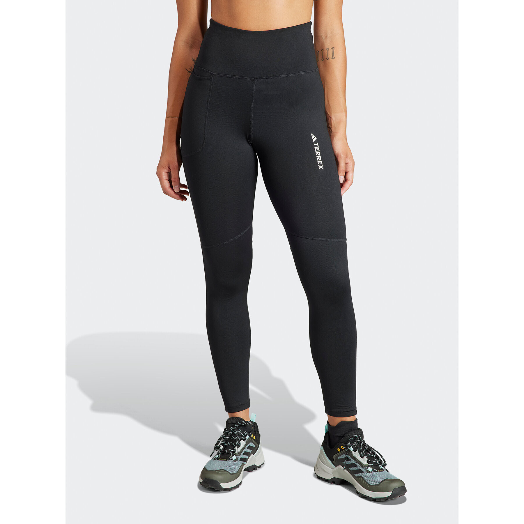 adidas Клин Terrex Multi Brushed IT5475 Черен Tight Fit - Pepit.bg