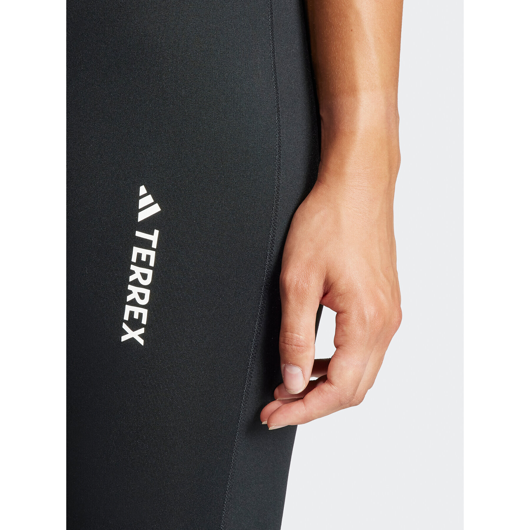 adidas Клин Terrex Multi Brushed IT5475 Черен Tight Fit - Pepit.bg