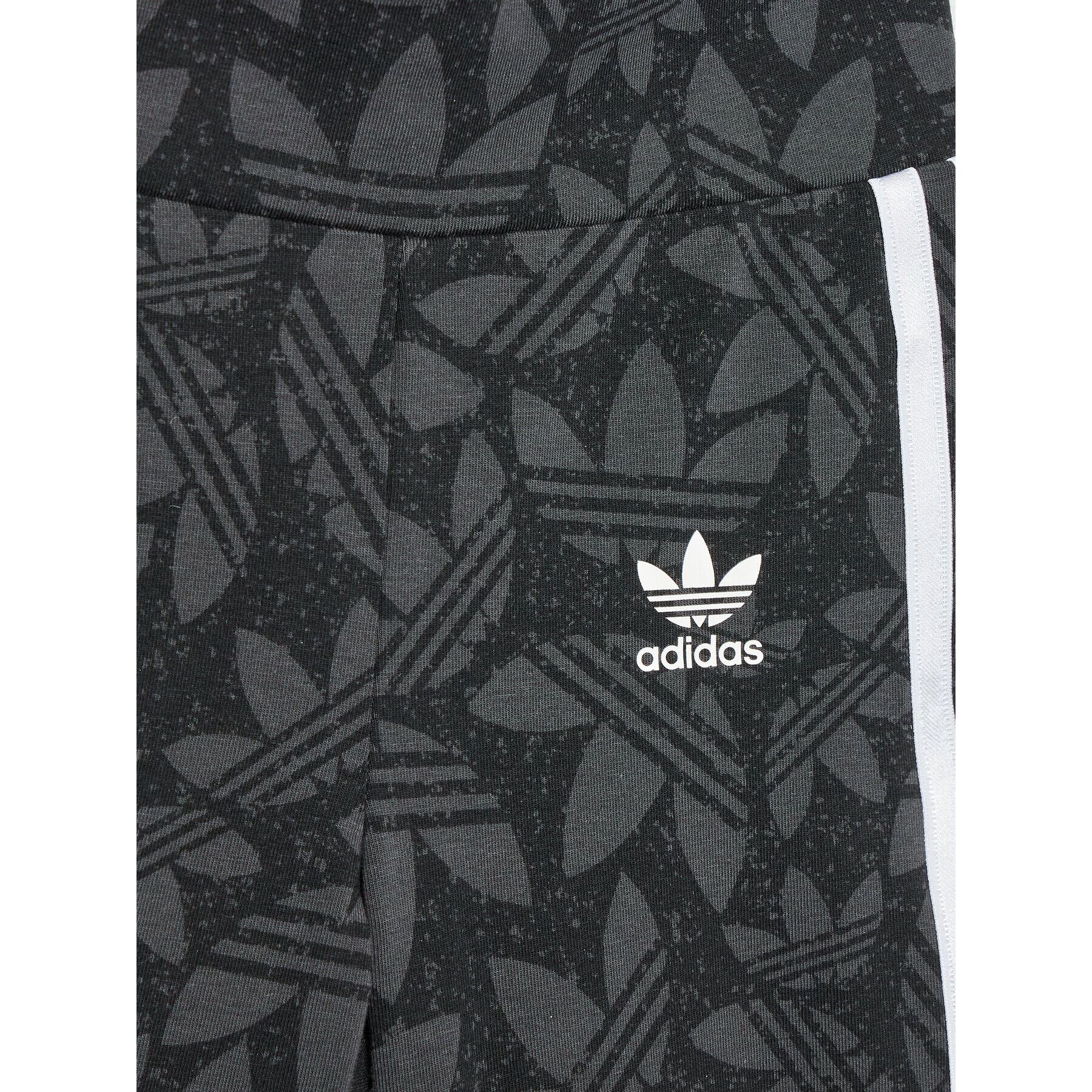 adidas Спортни шорти Cycling HC7067 Черен Slim Fit - Pepit.bg