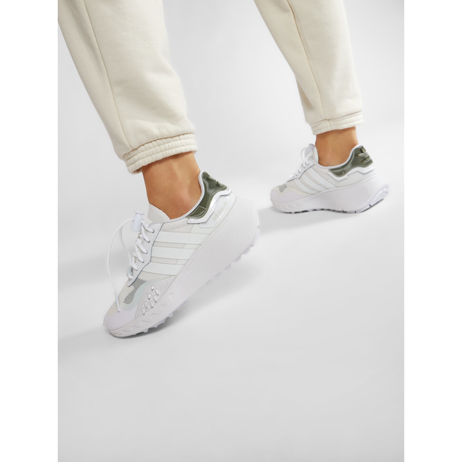 adidas Обувки Choigo W FY6499 Бял - Pepit.bg