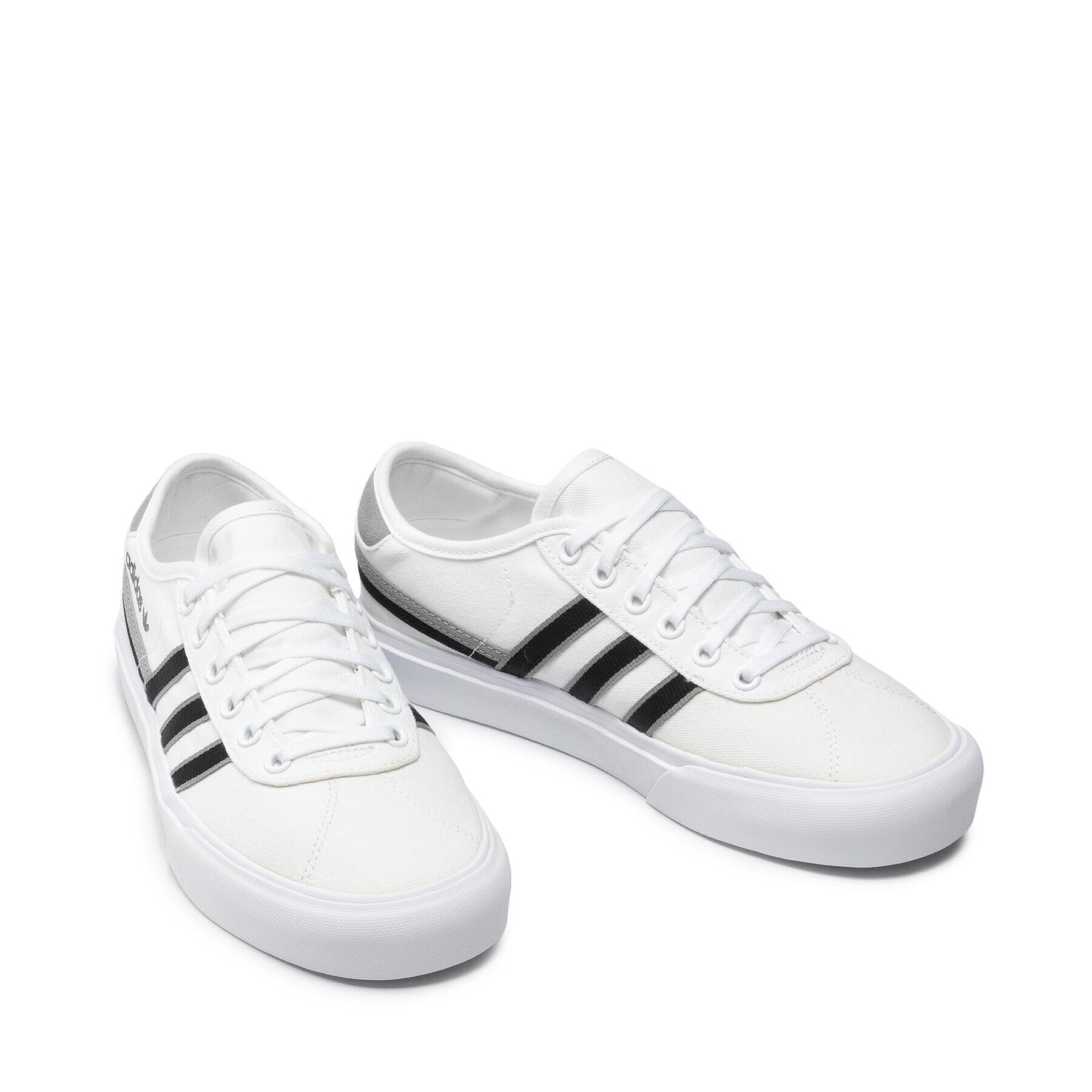adidas Обувки Delpala FY7467 Бял - Pepit.bg