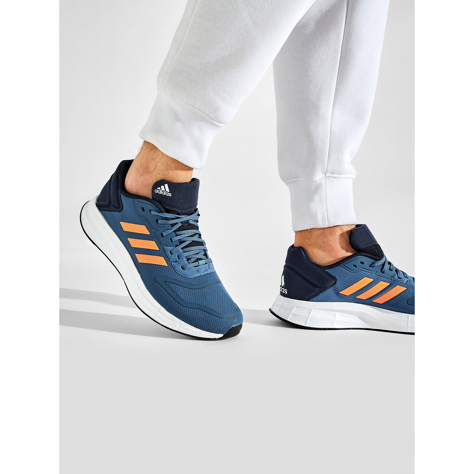 adidas Обувки Duramo 10 GW4076 Син - Pepit.bg