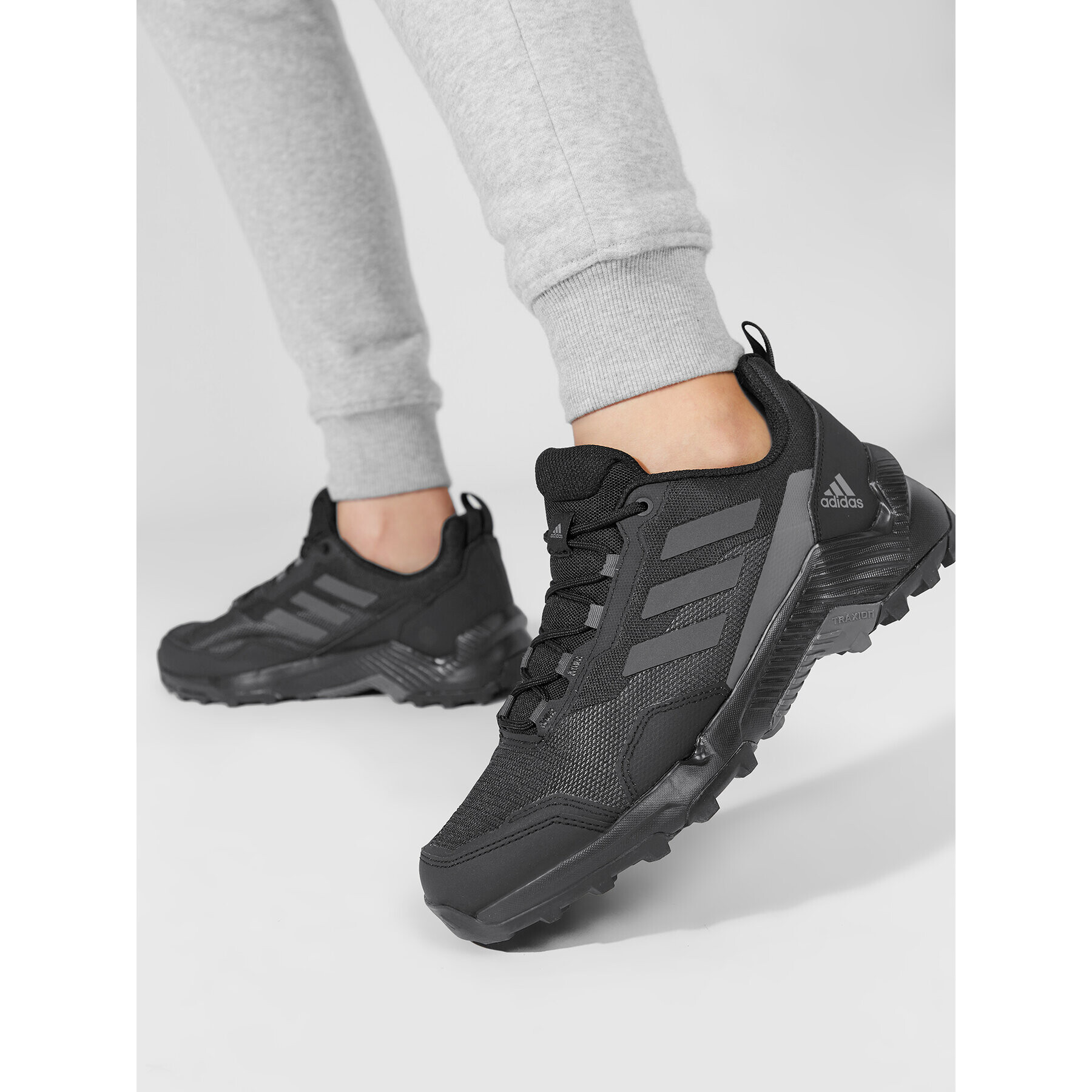 adidas Обувки Eastrail S24010 Черен - Pepit.bg