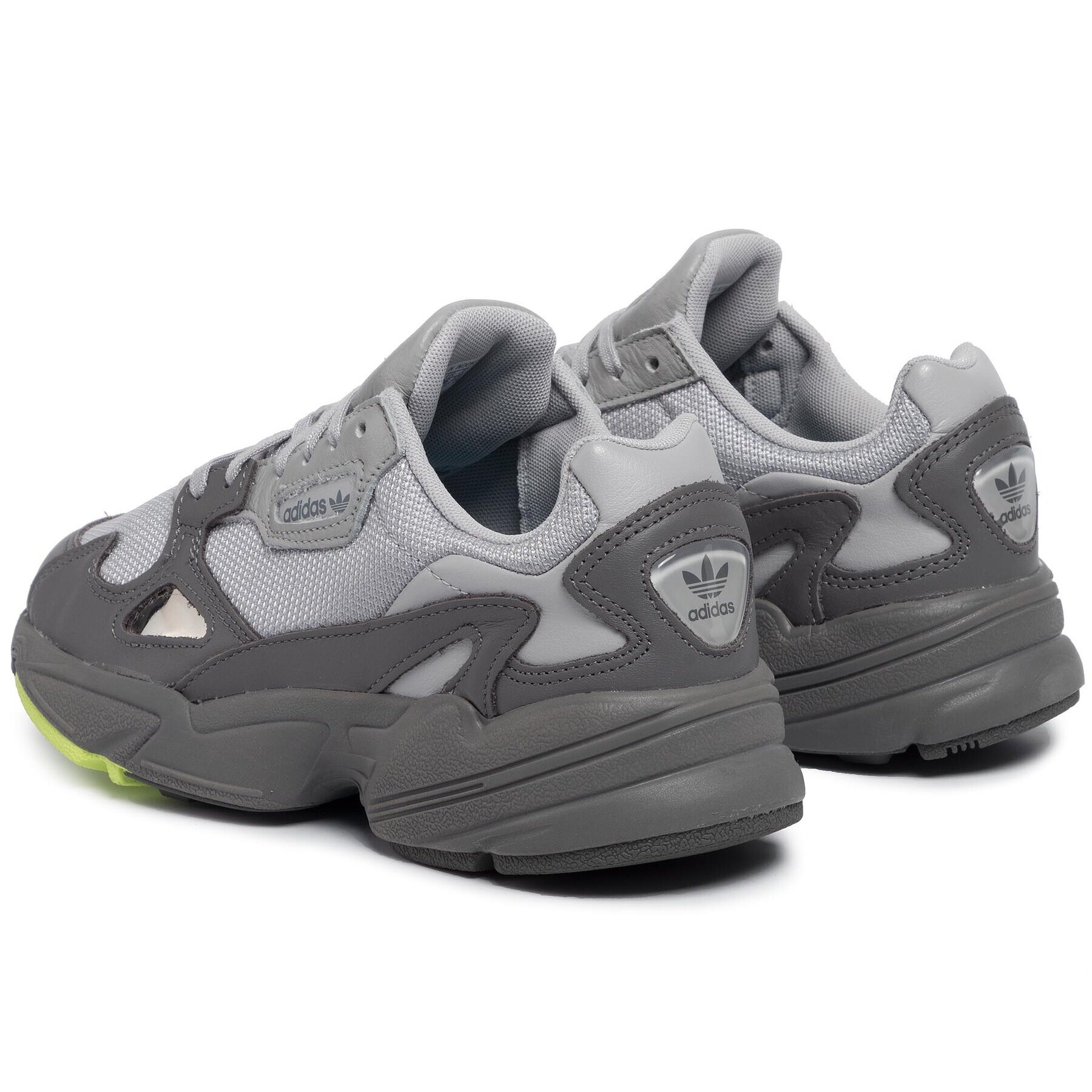 adidas Обувки Falcon W EE5115 Сив - Pepit.bg