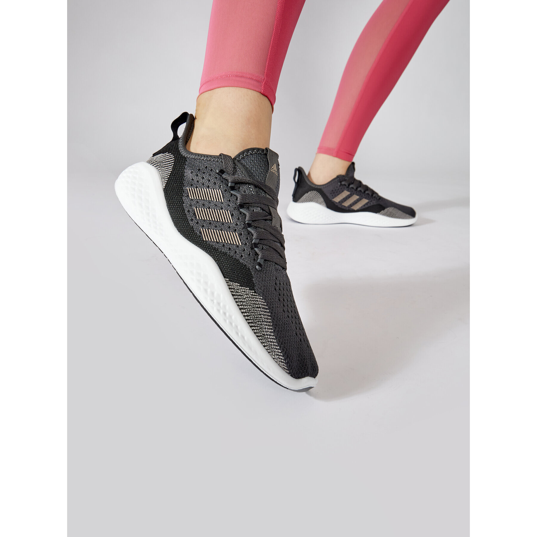 adidas Обувки Fluidflow 2.0 FZ1977 Сив - Pepit.bg