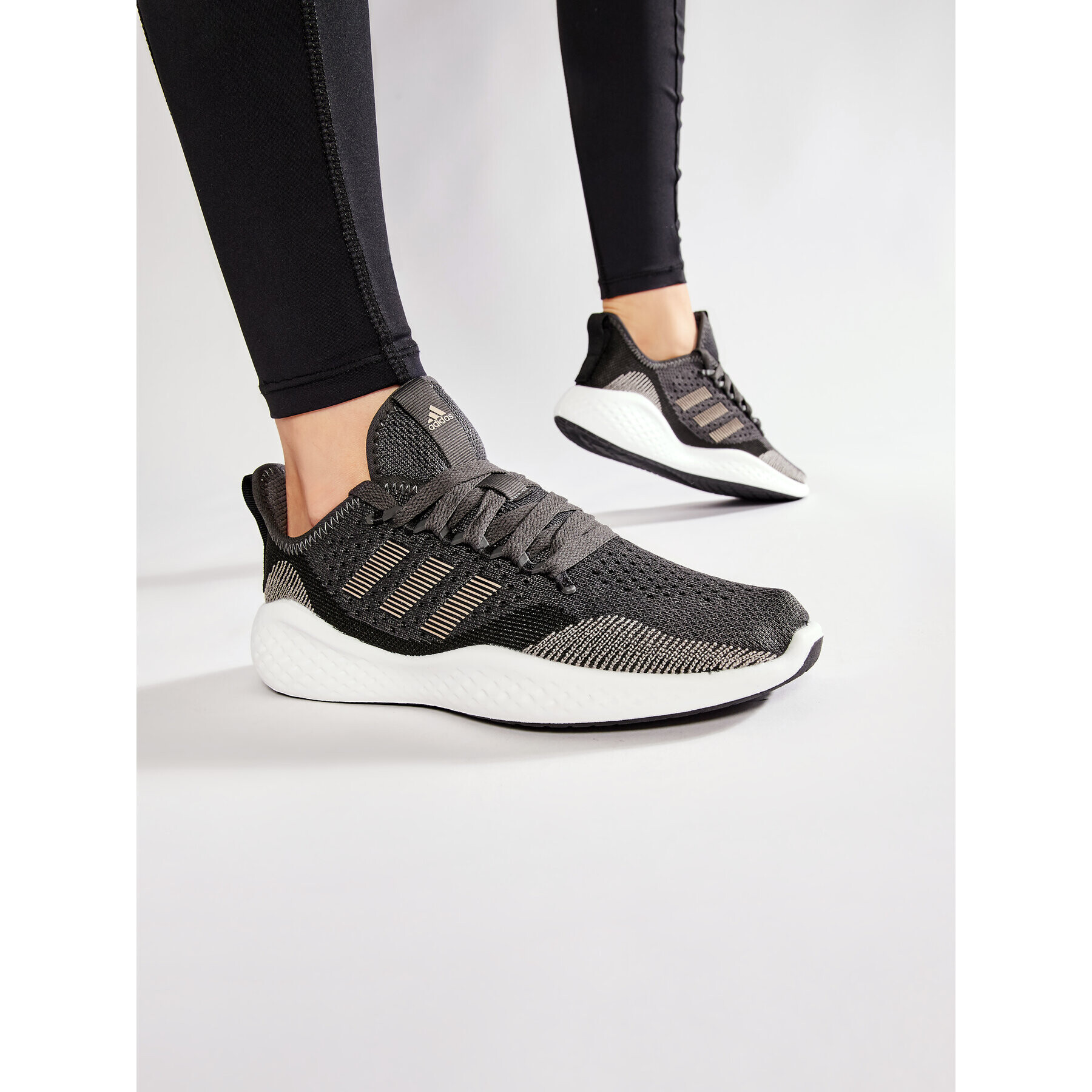 adidas Обувки Fluidflow 2.0 FZ1977 Сив - Pepit.bg
