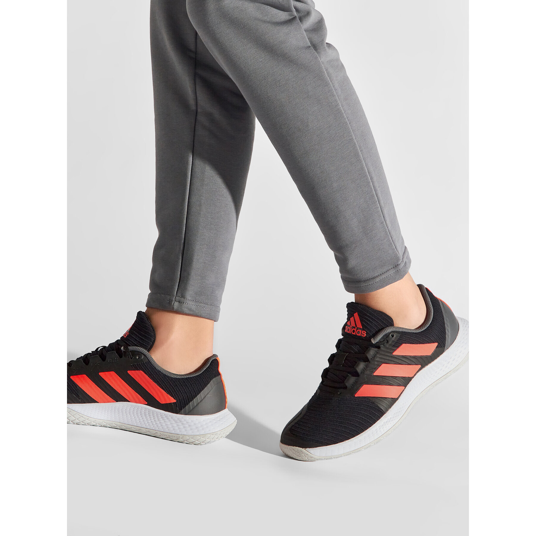 adidas Обувки Force Bounce M FZ4663 Черен - Pepit.bg
